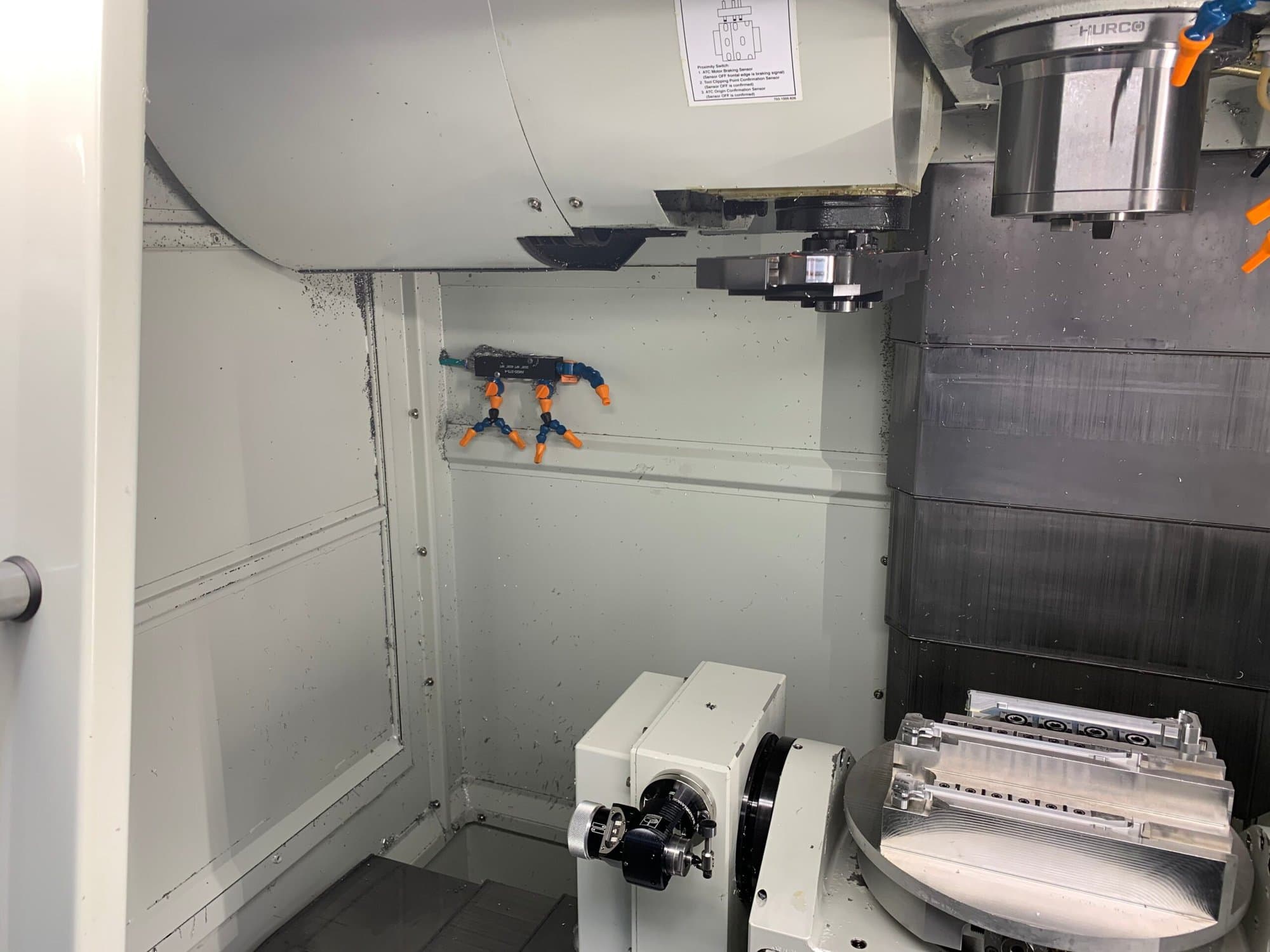 Hurco VM10U 5 Axis Machining Center, 2011 - Loaded with Options, TSC, Probe - Image 6