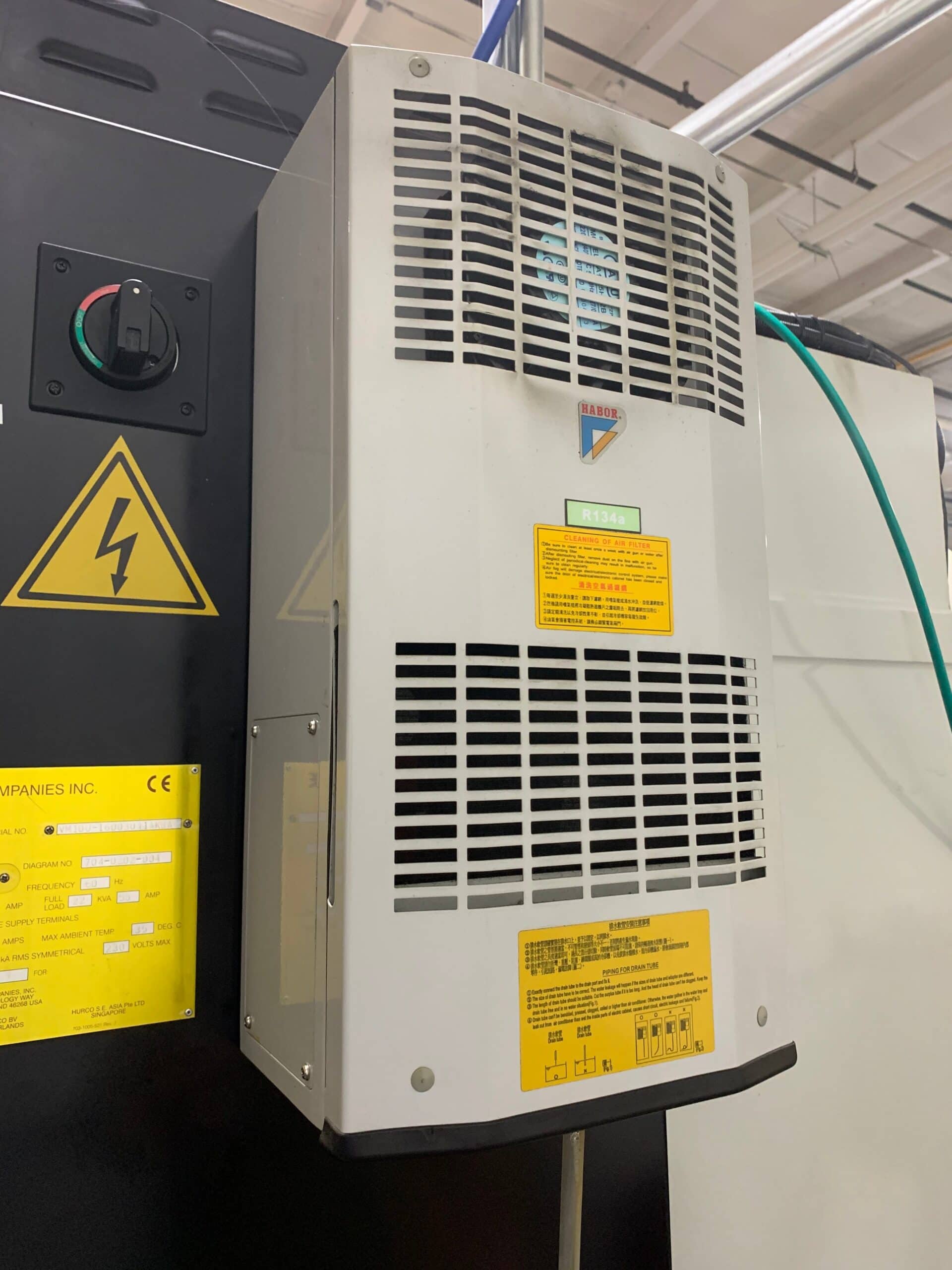 Hurco VM10U 5 Axis Machining Center, 2011 - Loaded with Options, TSC, Probe - Image 10