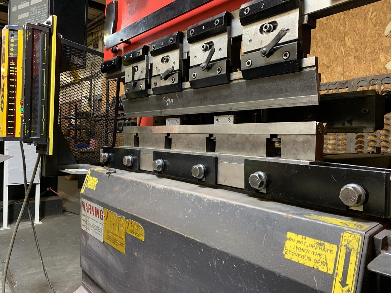 38 Ton x 4' Amada RG-35S CNC Press Brake, 1996- - Image 5