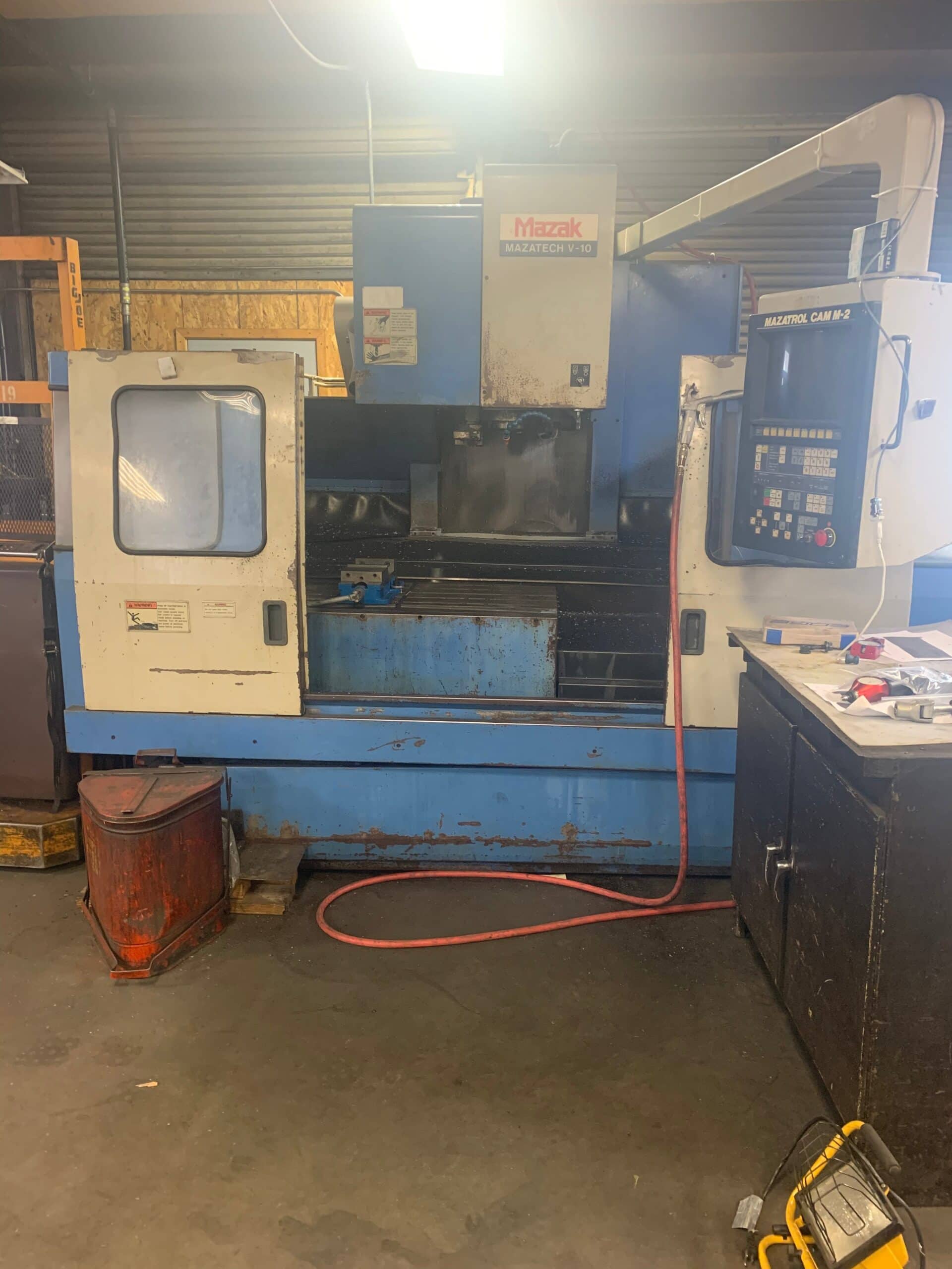 Mazak V10 Vertical Machining Center, 1992