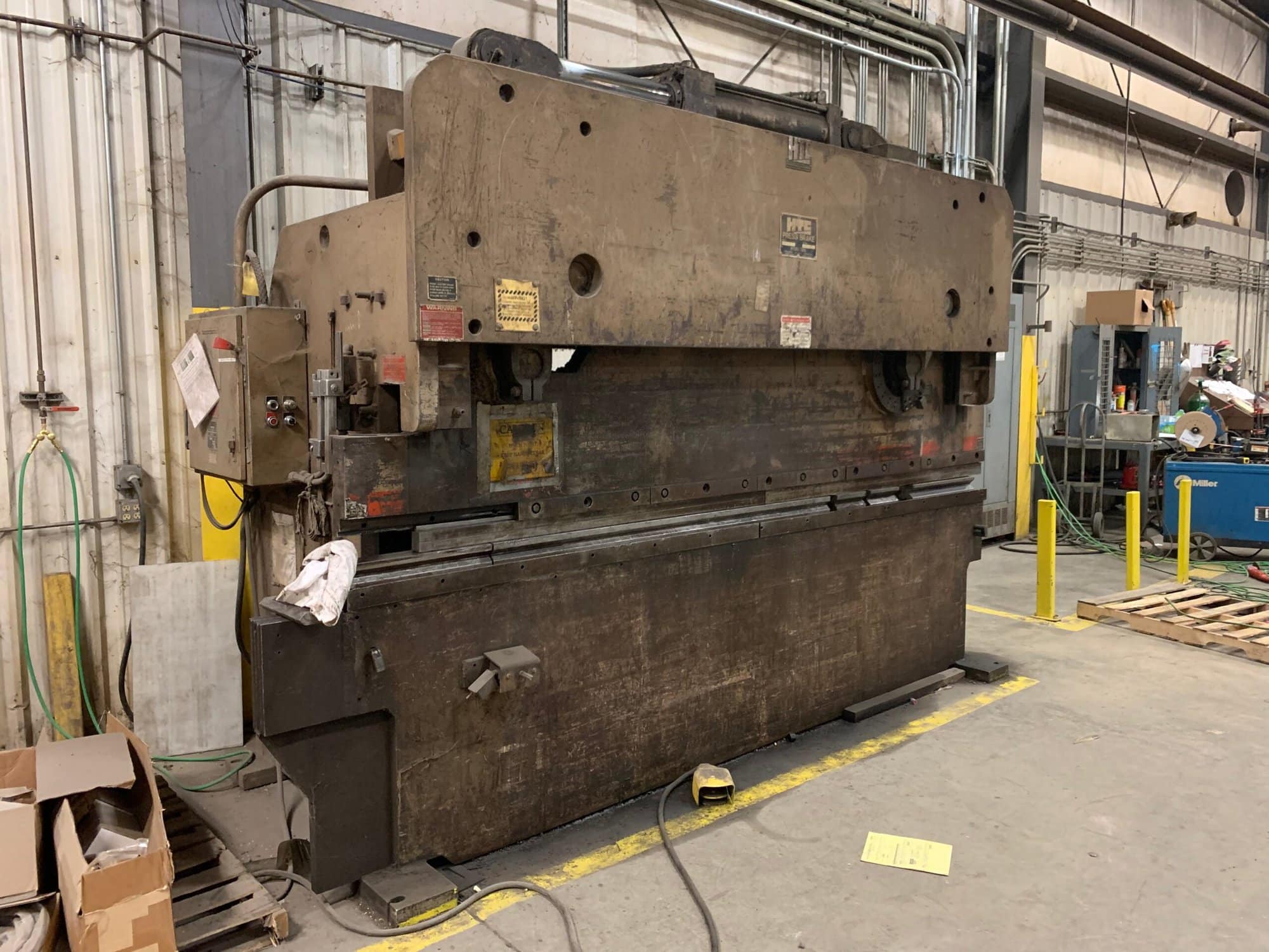 155 Ton x 12' HTC 155-12H Press Brake- Underpower - Image 3