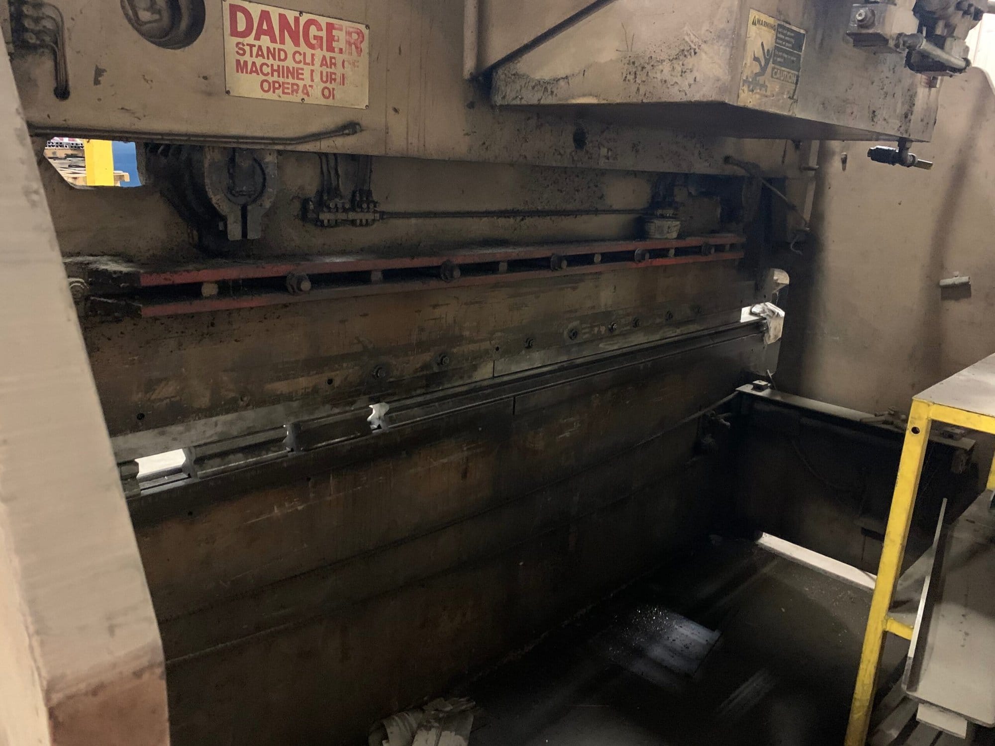 155 Ton x 12' HTC 155-12H Press Brake- Underpower - Image 6