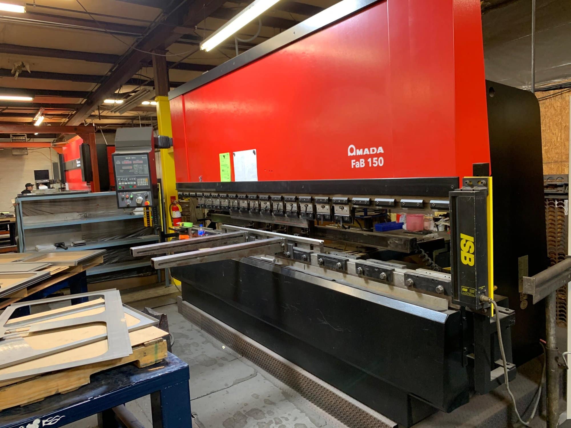 165 Ton x 13' Amada FBD-1504 CNC Press Brake,1993- NC9-EXII Control, Very Clean Up-Acting Unit - Image 4