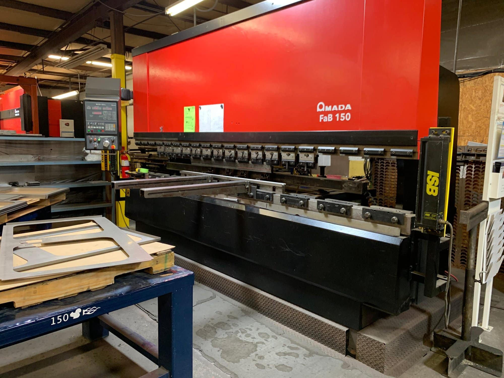 165 Ton x 13' Amada FBD-1504 CNC Press Brake,1993- NC9-EXII Control, Very Clean Up-Acting Unit - Image 5