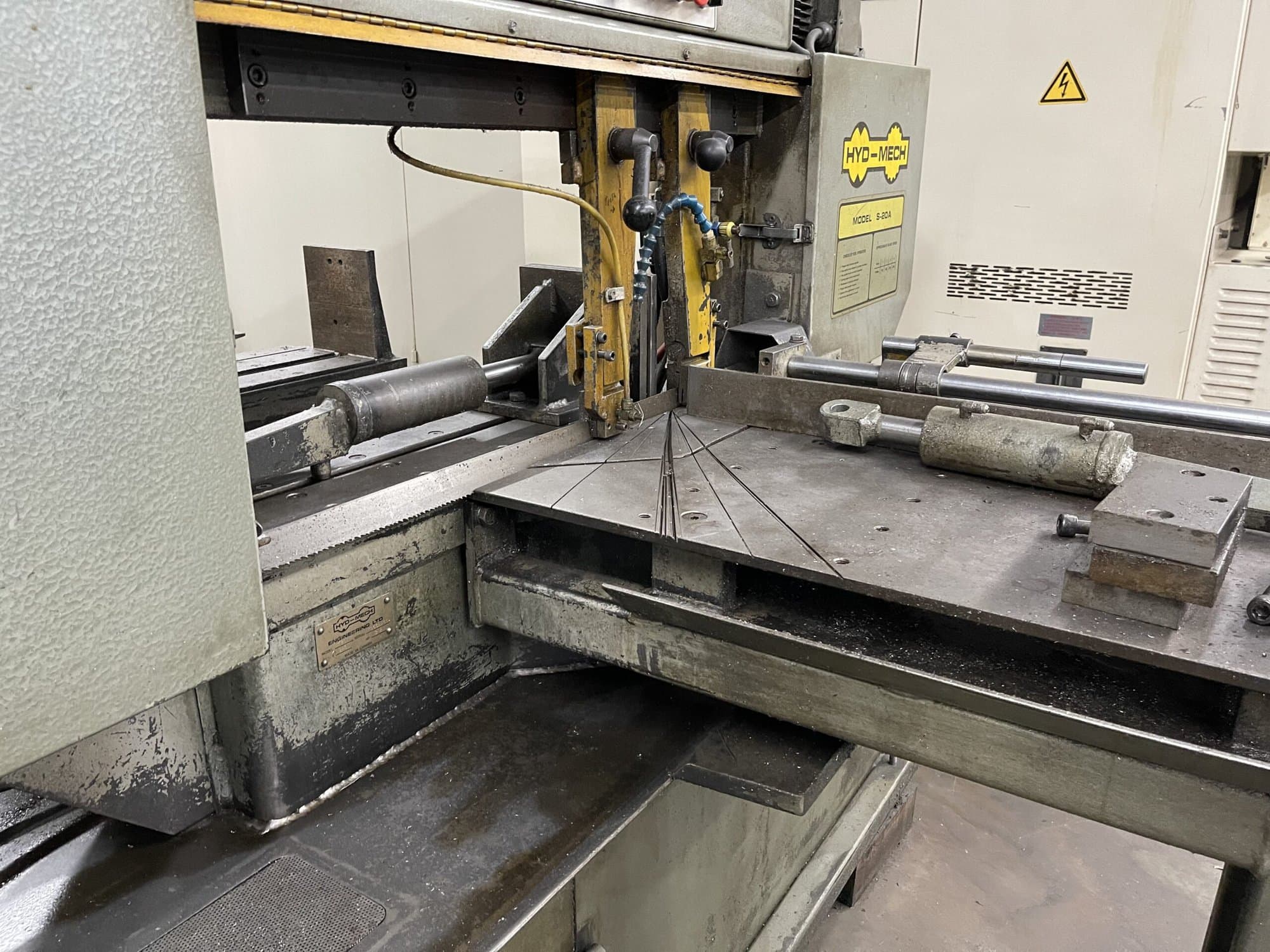 13" X 18" Hydmech S20A Horizontal Automatic Mitering Band Saw, 1990's - Image 4
