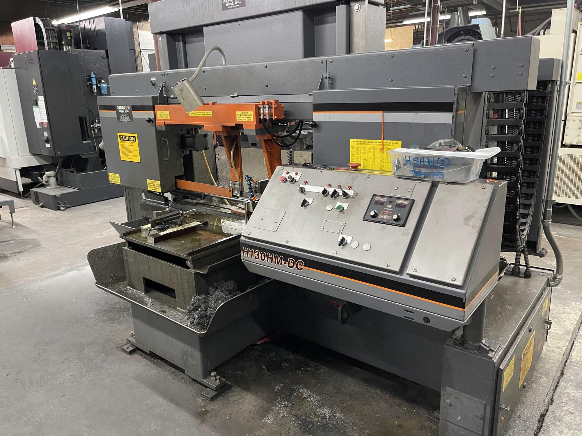 18" X 20" Hem H130HM-DC Horizontal Semi Auto Band Saw, 2010 - UnderPower - Image 3