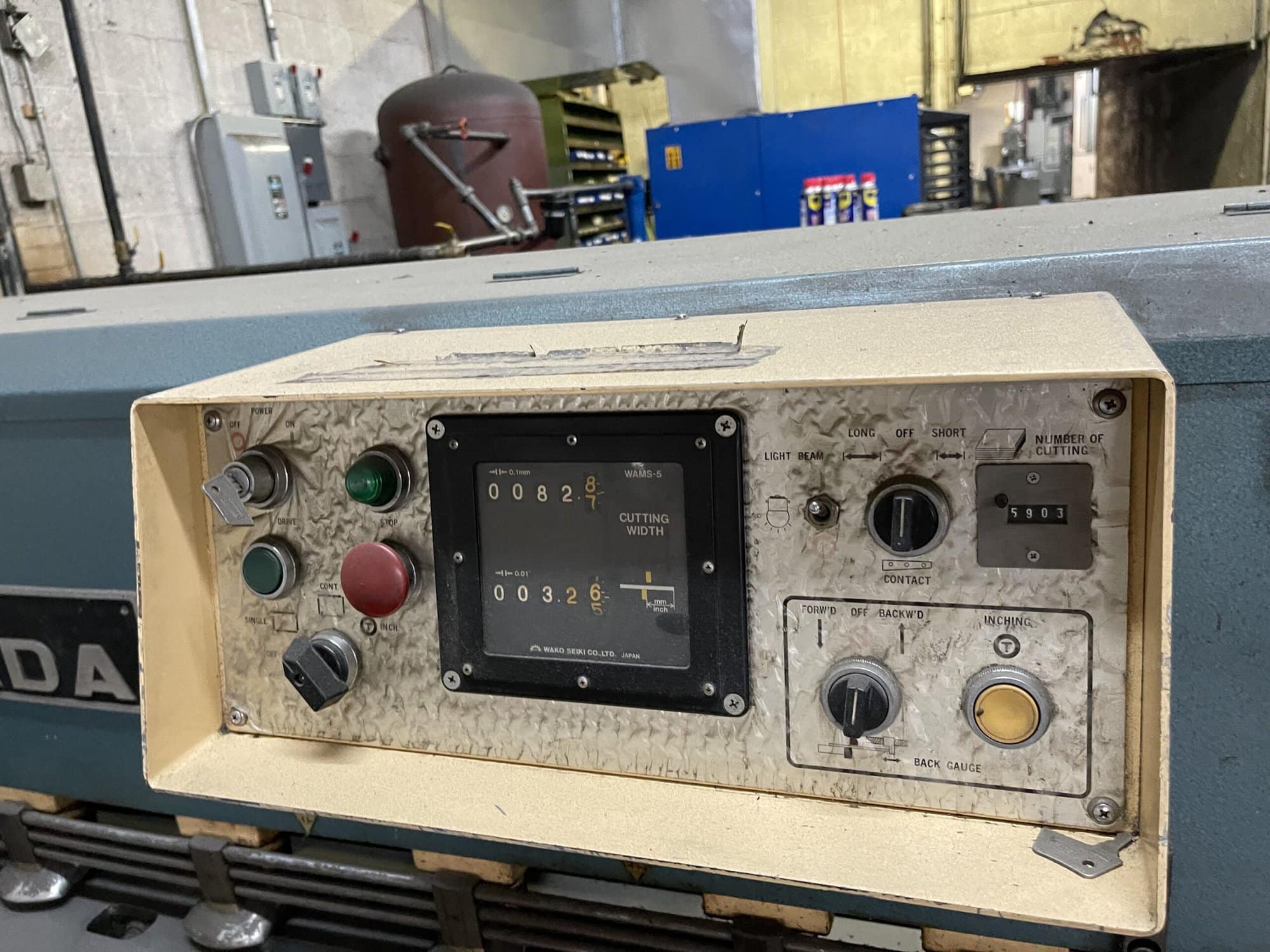 3/16" X 6' Amada M-2045 Shear, 1981 - 60 SPM, Powered Back Gauge - Image 2