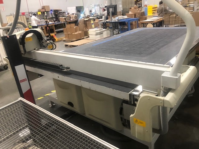 5' X 10' Esko Kongsberg iXL24 CNC Router, 2006 - Vibe Knife, Kiss Cut, Crease Tool - Image 4