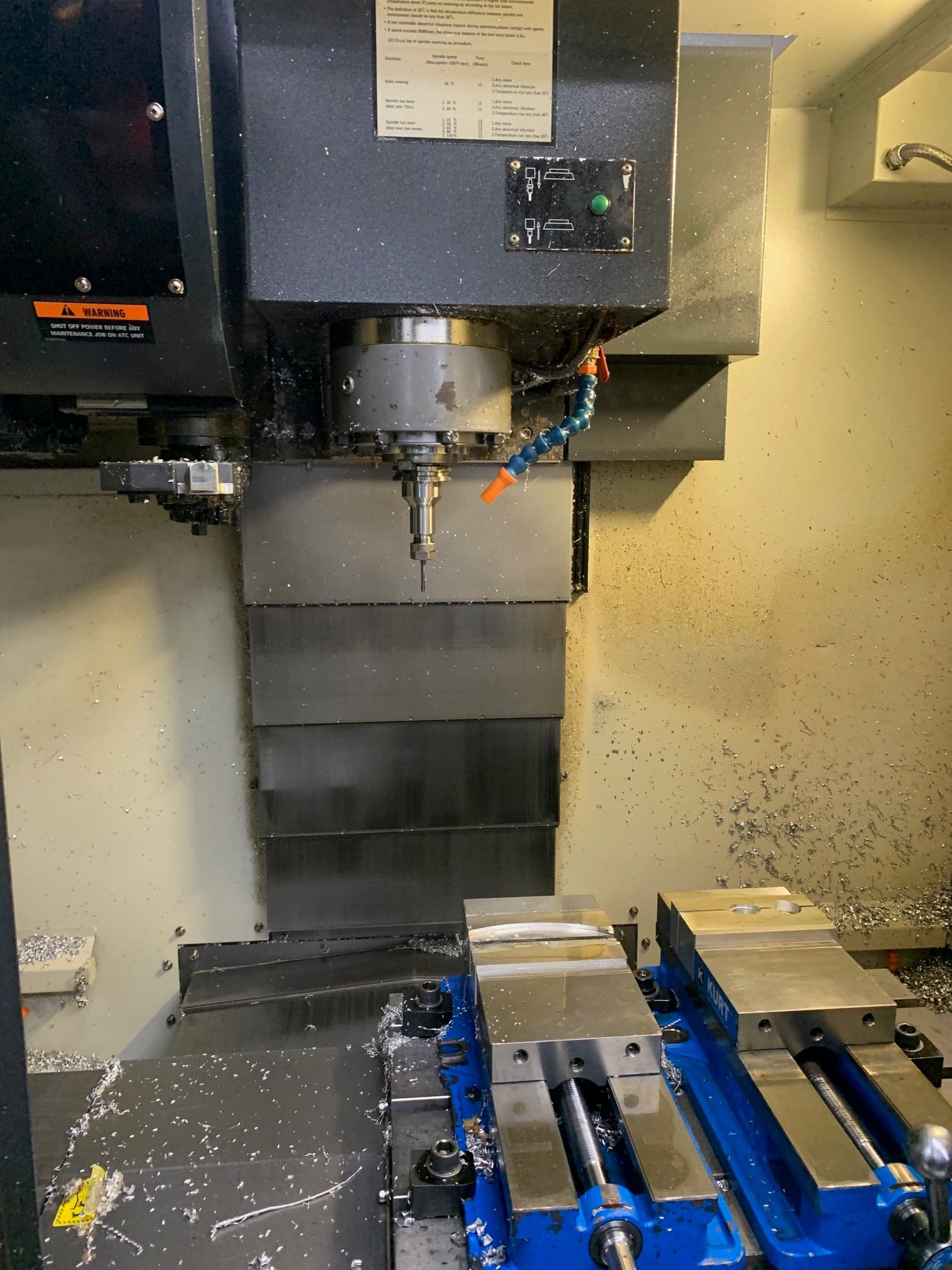 Leadwell v20I VMC, 2014 - Chip conveyor, Video Available, Low Hours - Image 3