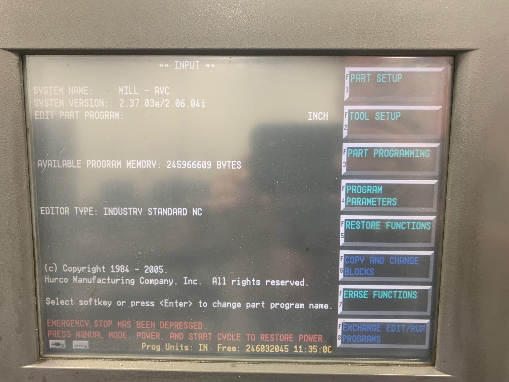 Hurco VMX42 VMC, 2007 - Chip Conveyor - Image 5