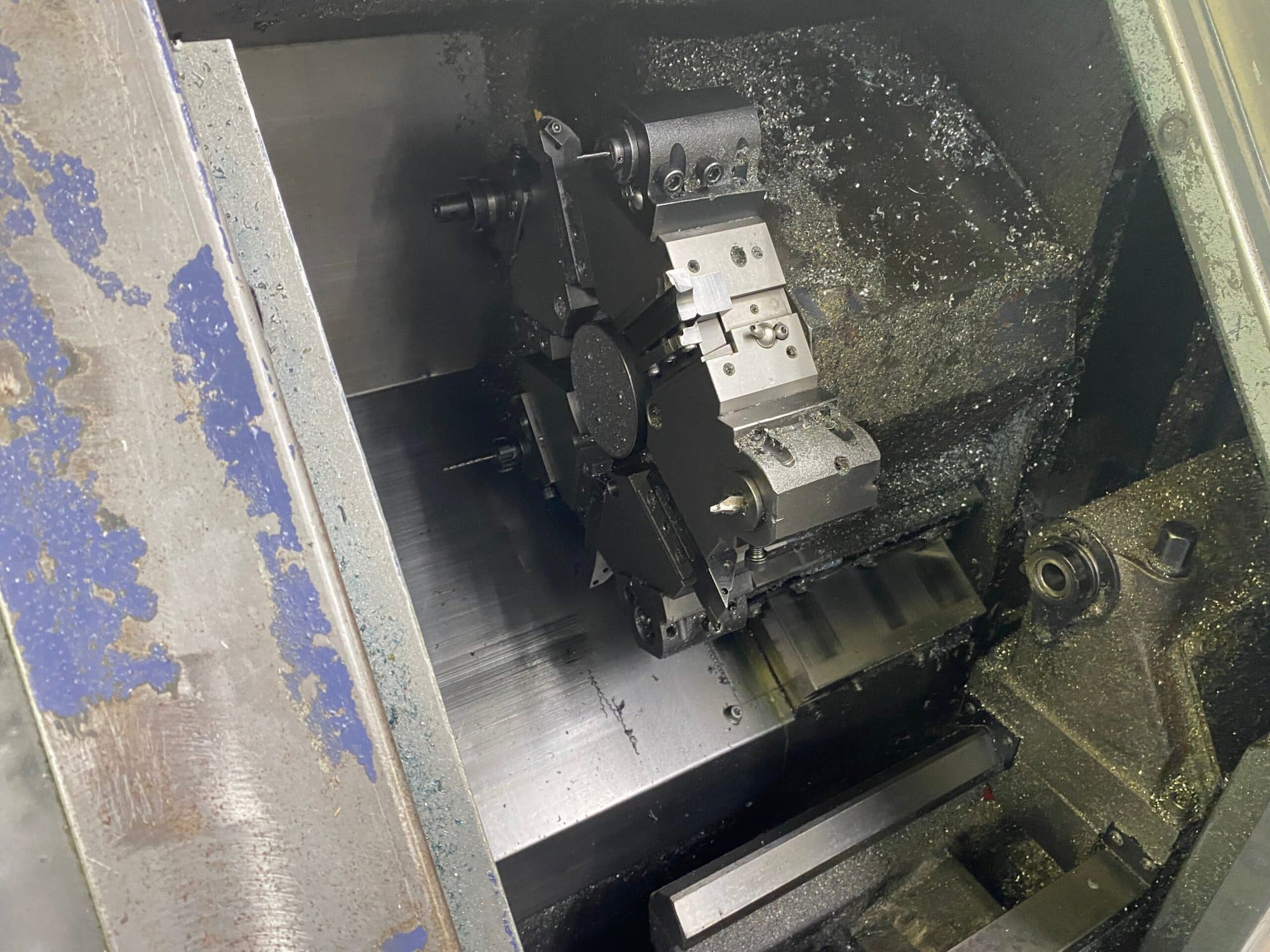 Hwacheon Hi ECO 10 CNC Lathe, 1997 - Tail Stock, Fanuc Control - Image 4