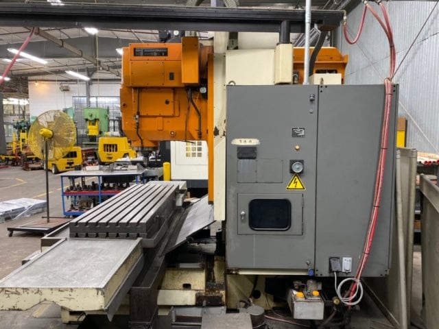 Leblond Makino FNC 156 Vertical Machining Center - Image 5