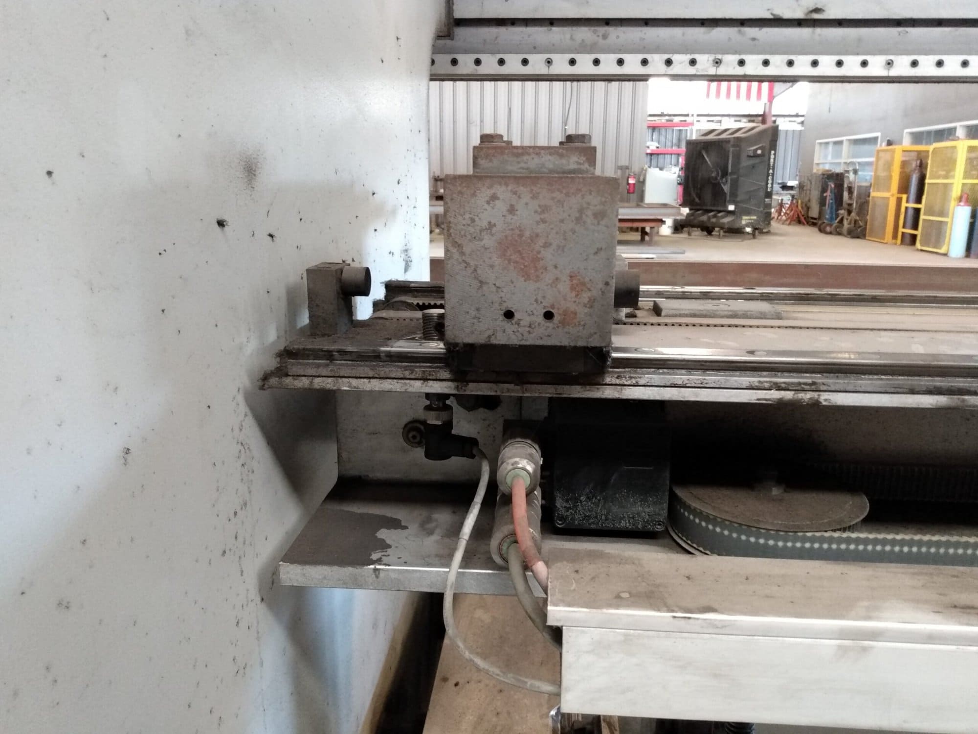 242 Ton x 14' LVD PPEC-7 220/42 CNC Press Brake, 2012- 6-Axis CNC, CNC Crowning, Tooling Included - Image 5