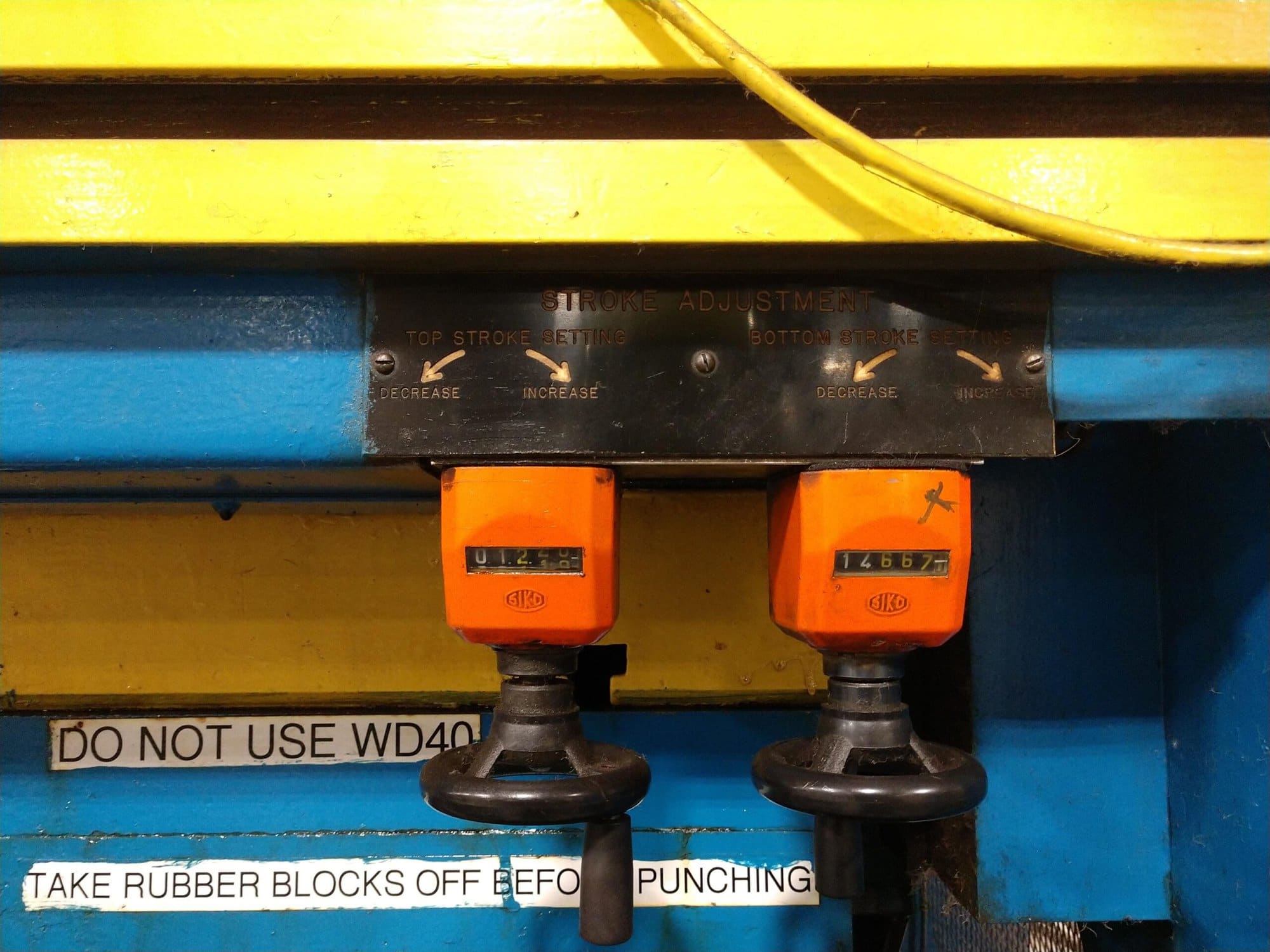 Pacific 300 Ton OBL 12' Punching & Blanking Press, 1988 - Image 11