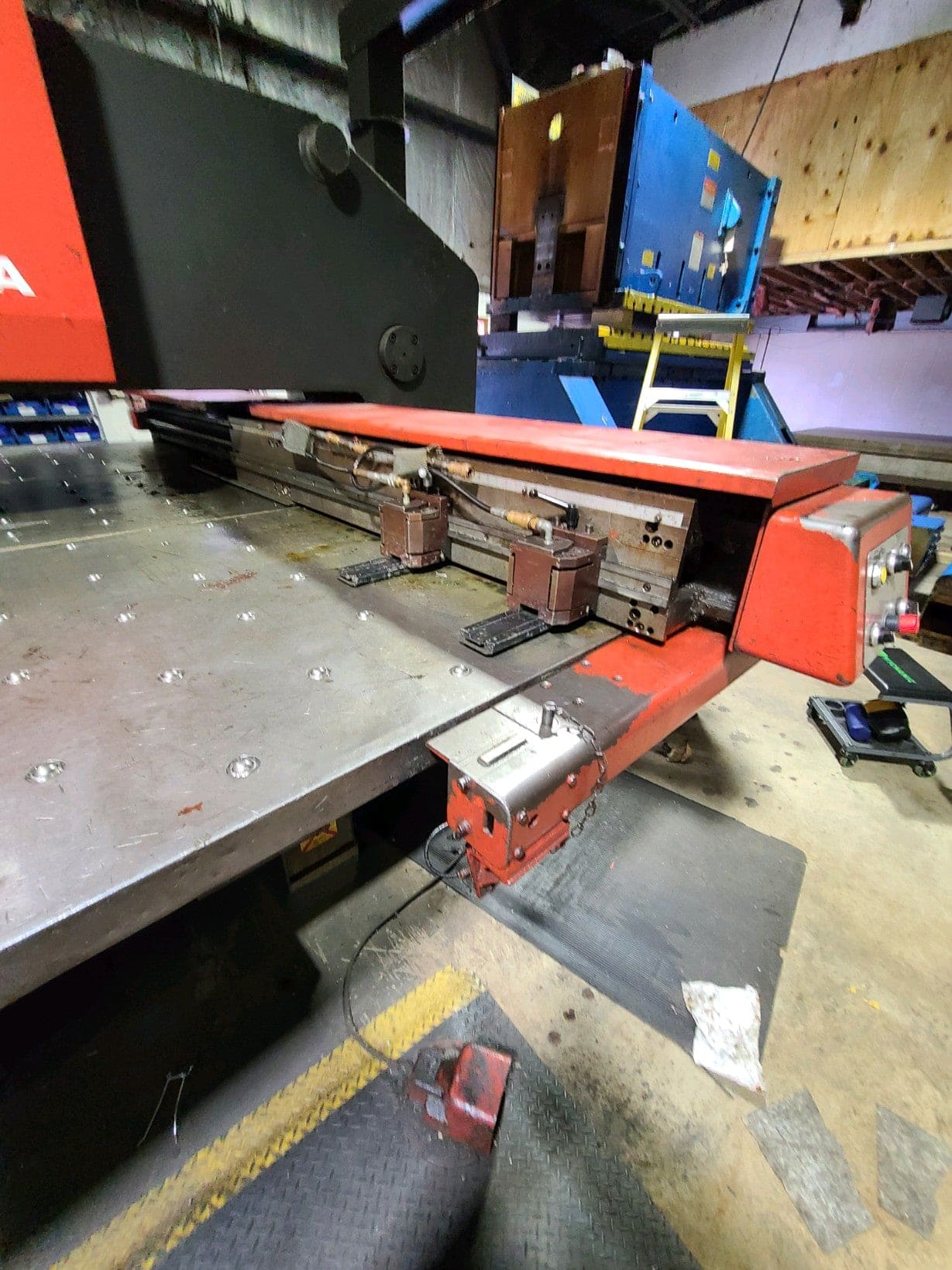 55 Ton Amada Coma 557 CNC Turret Punch, 1991 - Image 8