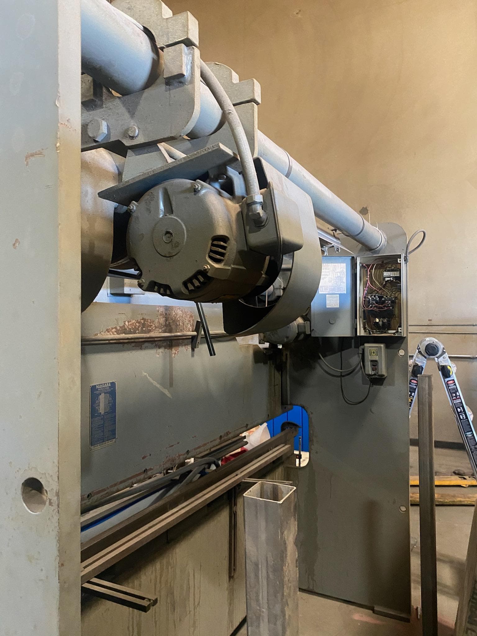 55 Ton x 10' Niagara IB-36-8-10 Press Brake - Image 4