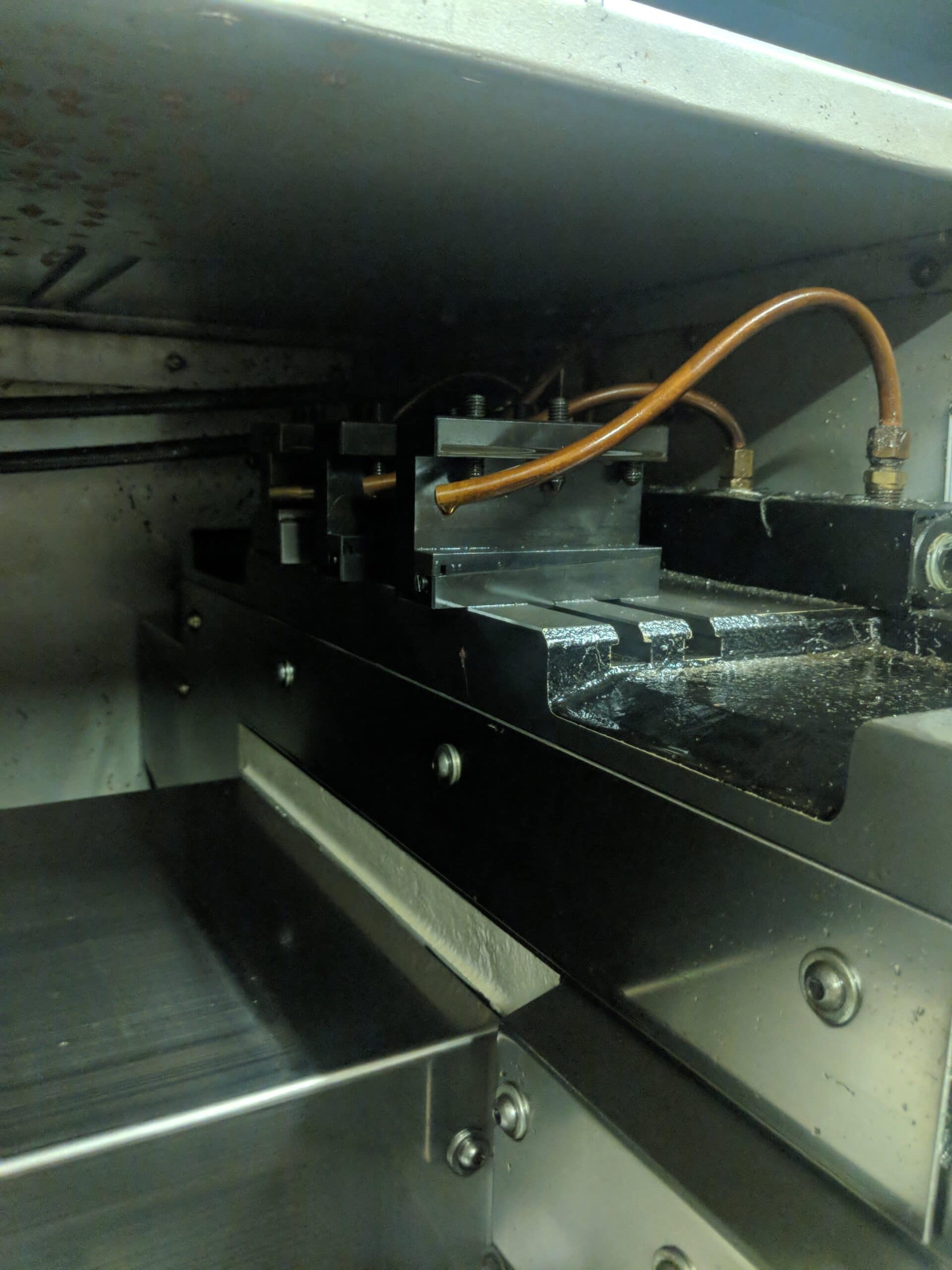 Amada Wasino G-05 CNC Gang Lathe, 2012 - Gantry Loader, Mist Buster, Fanuc Control - Image 4