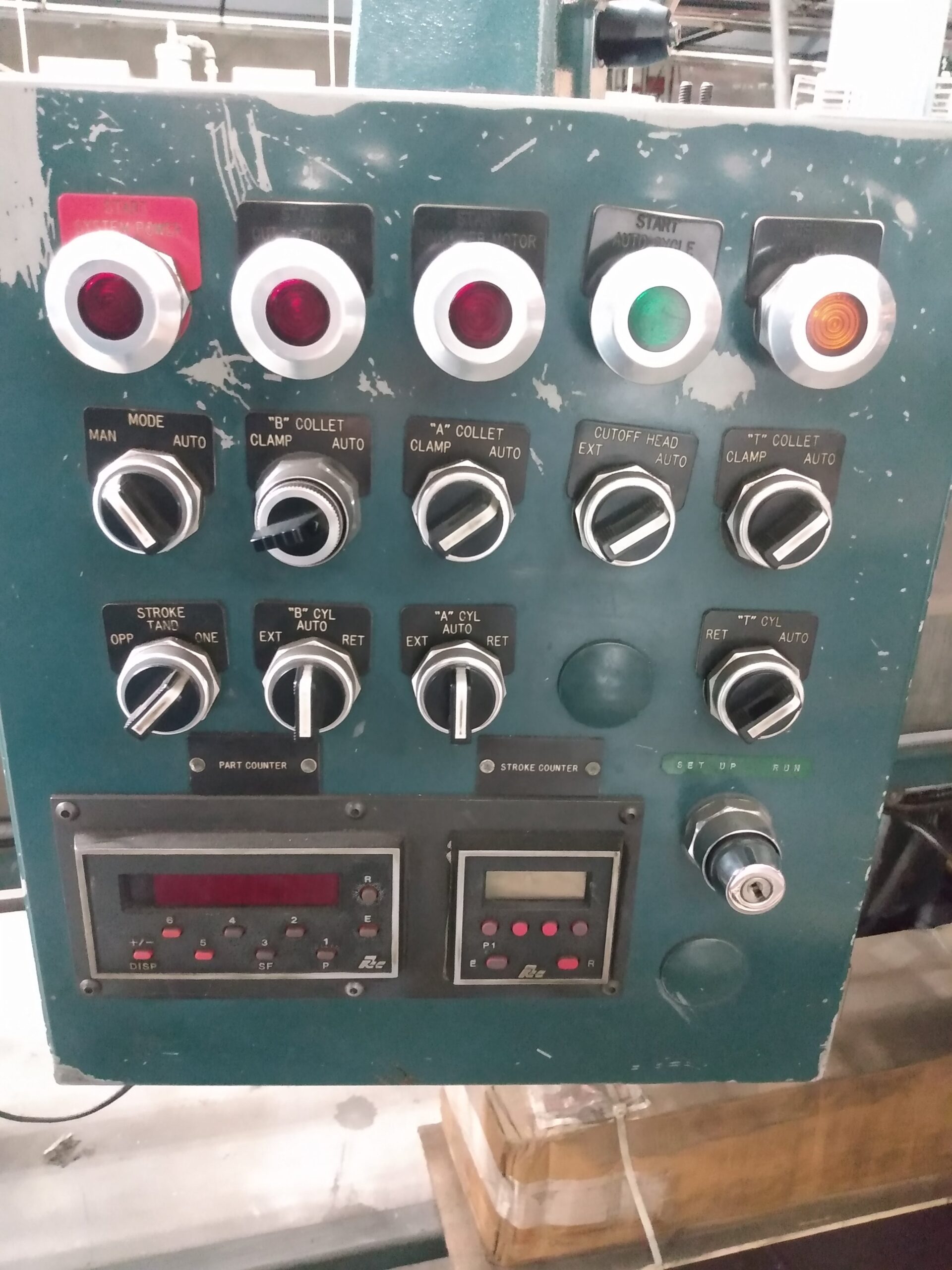 Crown Unlimited Single Tube Cut Off System, 1990 - Image 2
