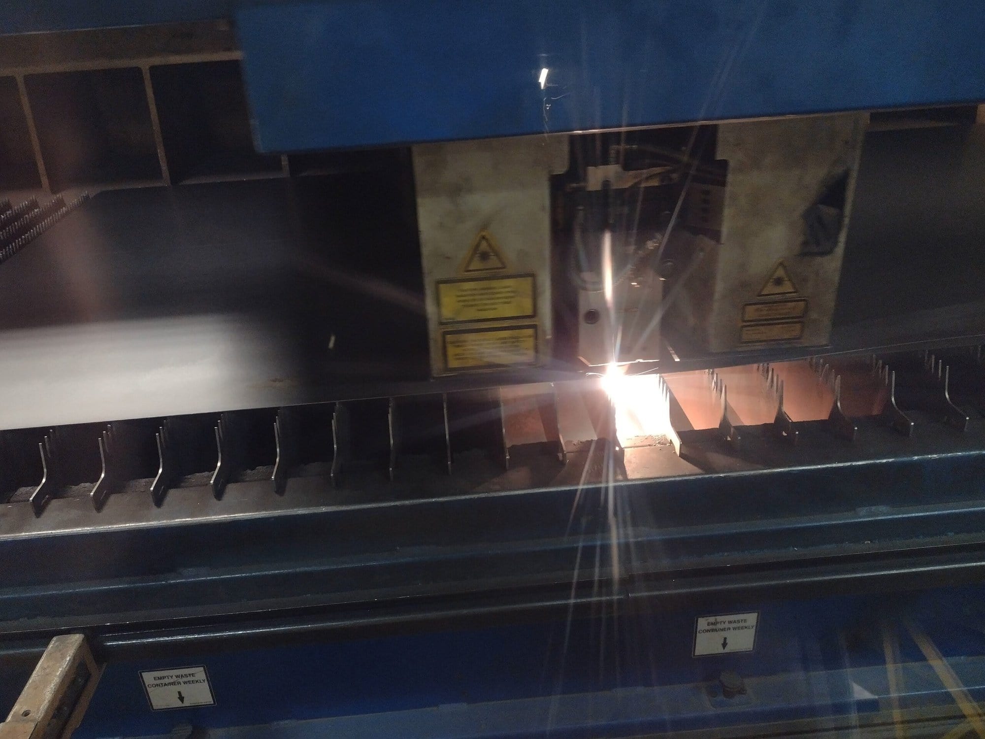 2000 Watt Trumpf Trumatic L2510 Laser, 2004 - W/Load-Unload System - Image 10