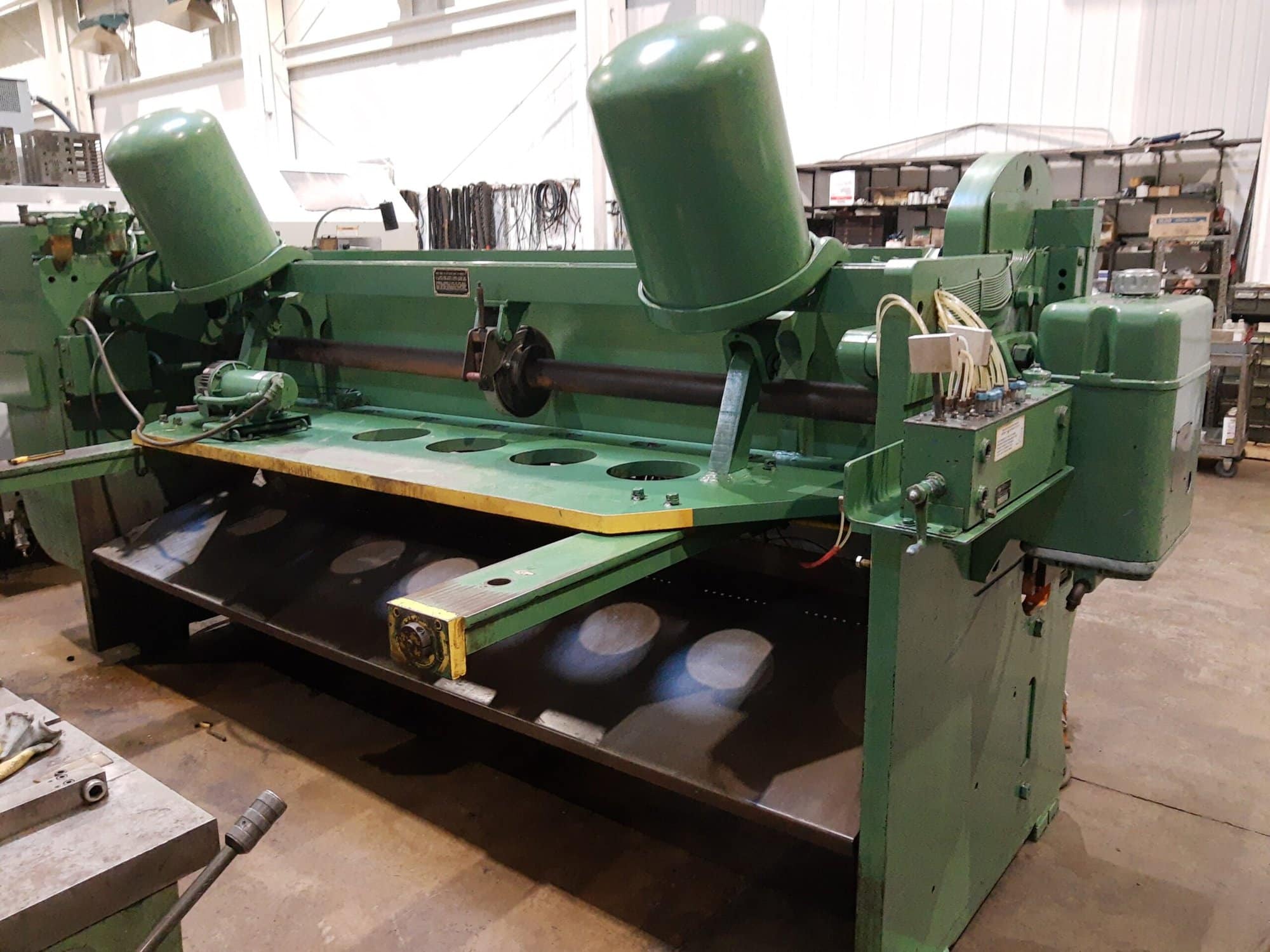 1/4" x 10' Cincinnati 2CC10 Shear, 1984 - Squaring Arm and Backgauge Included - Image 5