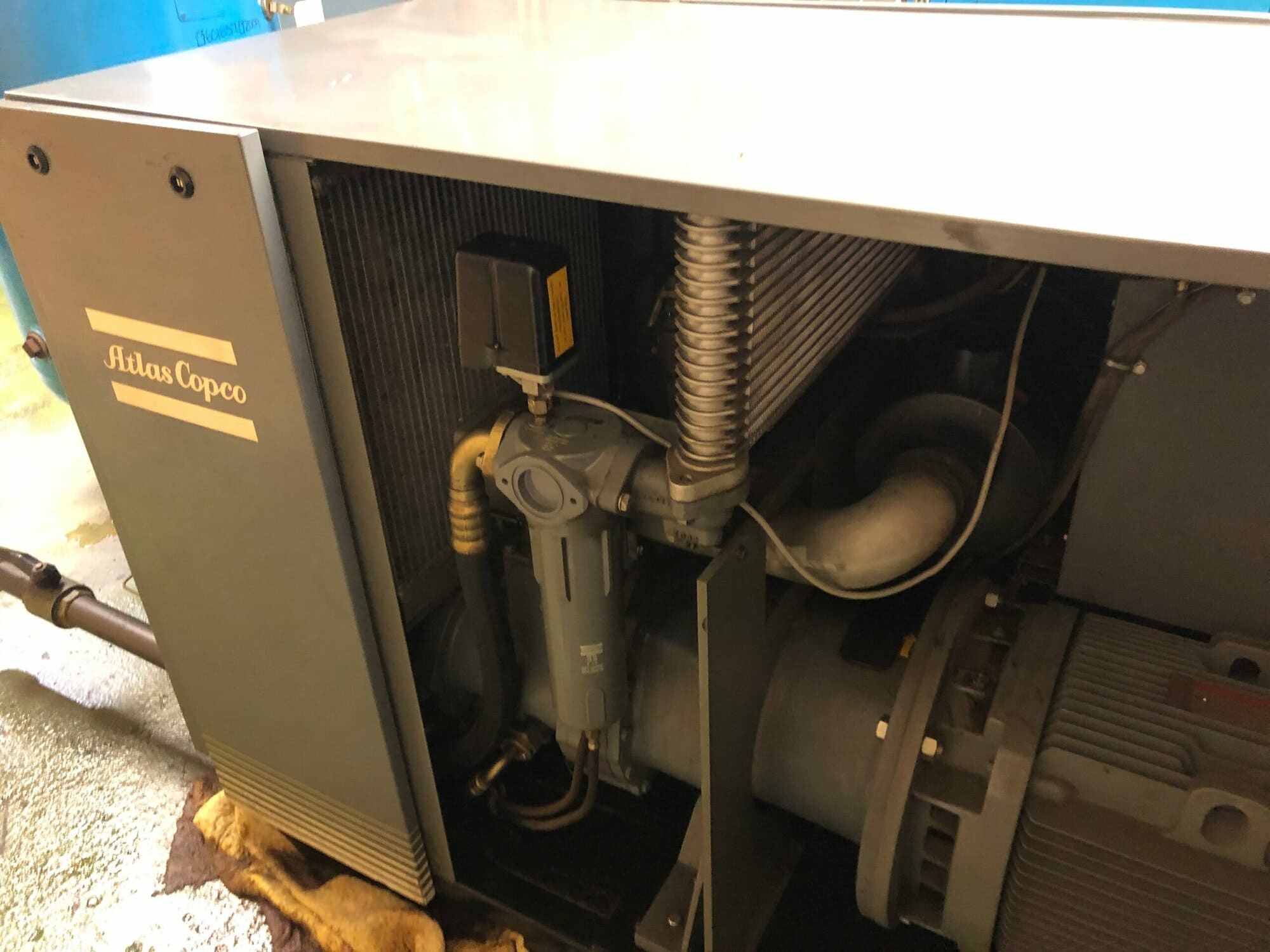 50 Hp Atlas Copco GA-37 Screw Air Compressor, 1990 - Image 4