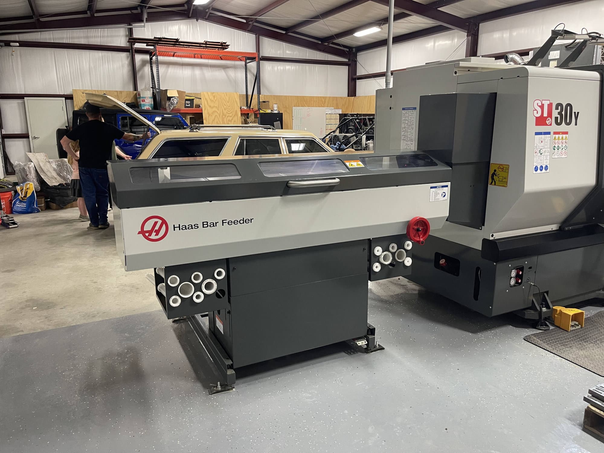 Haas ST-30Y CNC Lathe, 2020 - Low Hours, Bar Feeder, 6K Live Tooling Upgrade, 300 PSI Hi Pressure Coolant - Image 6