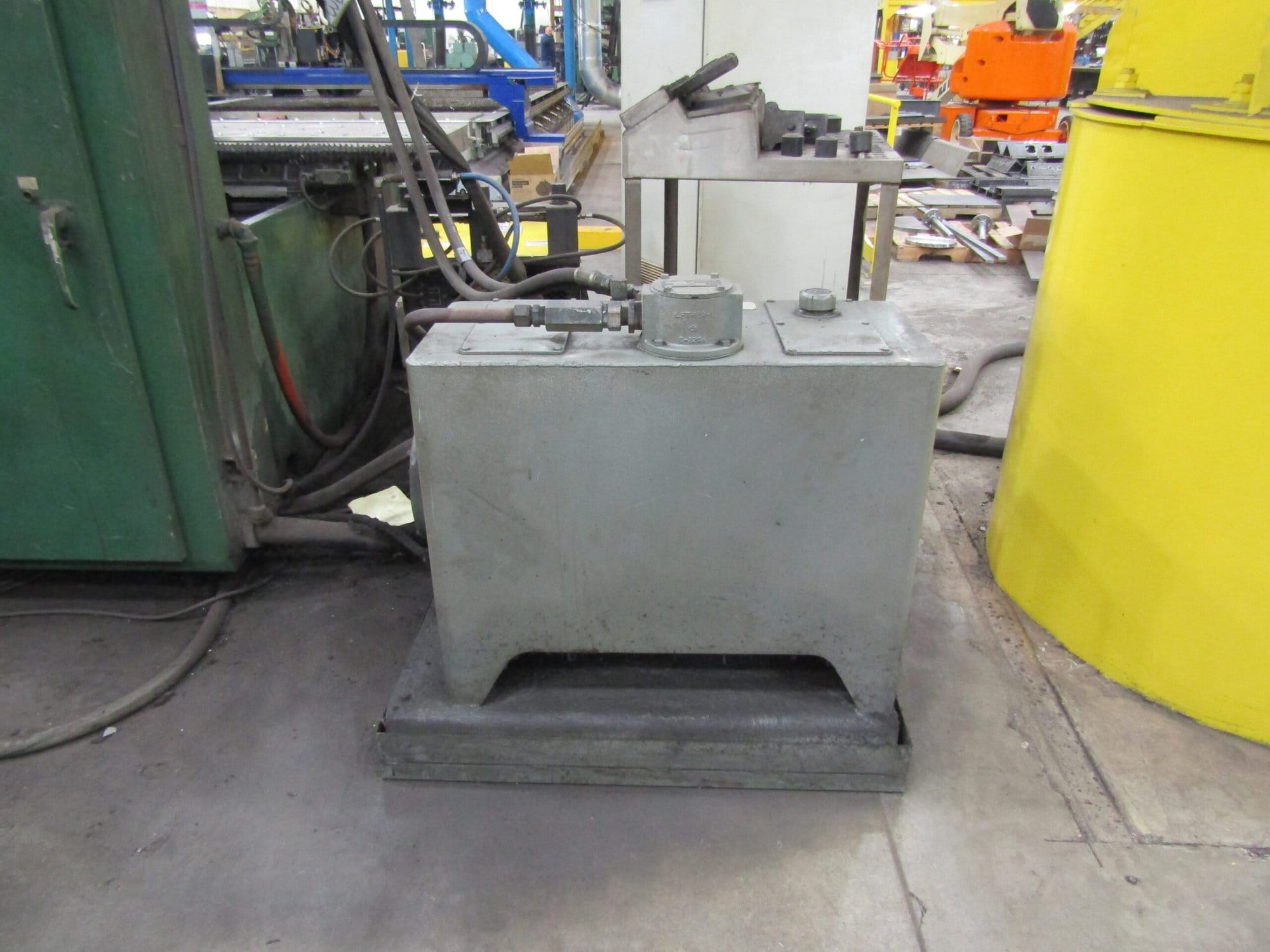 40 Ton 150 AMP W.A. Whitney 647B Punch Plasma, 1976 - Image 7