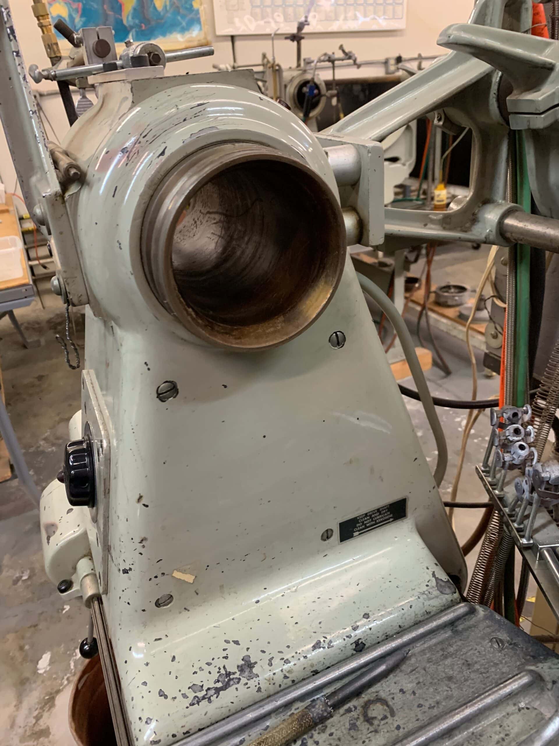 Litton EE Glass Blowing Lathe, 1979 - Dragbar Option, Litton Engineering Laboratories - Image 4
