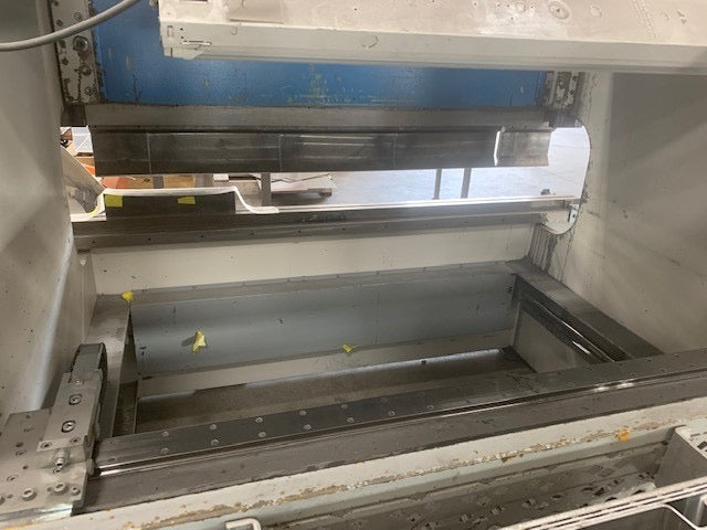 88 Ton x 8' Krras Newton 80-2550 CNC Press Brake, 2008 - CNC Backgauge (X,R,Z1/Z2), Tooling Included - Image 5