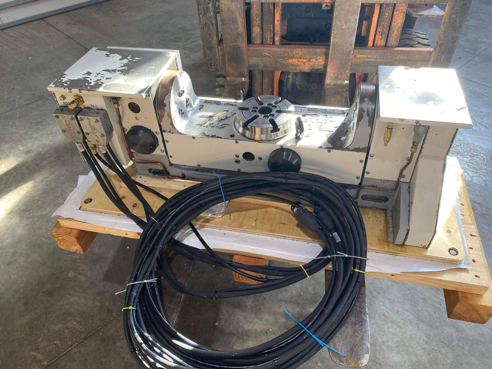 Haas TR-160H Trunnion Table, 2005 - 5th Axis Sigma 1 - Image 4