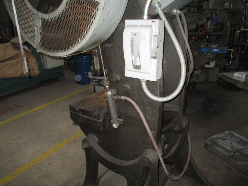35 Ton Bliss 20B OBI Westinghouse Punch Press - Image 9