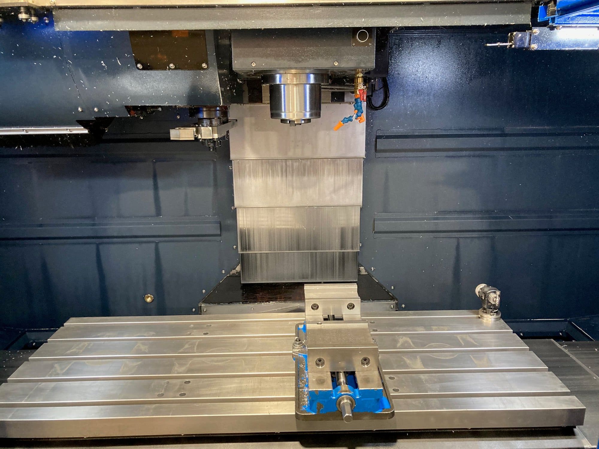 Milltronics VM5020 VMC, 2018 - Thru Spindle Coolant, Rigid Tapping, Renishaw Probing, Milltronics 9000 Control - Image 3