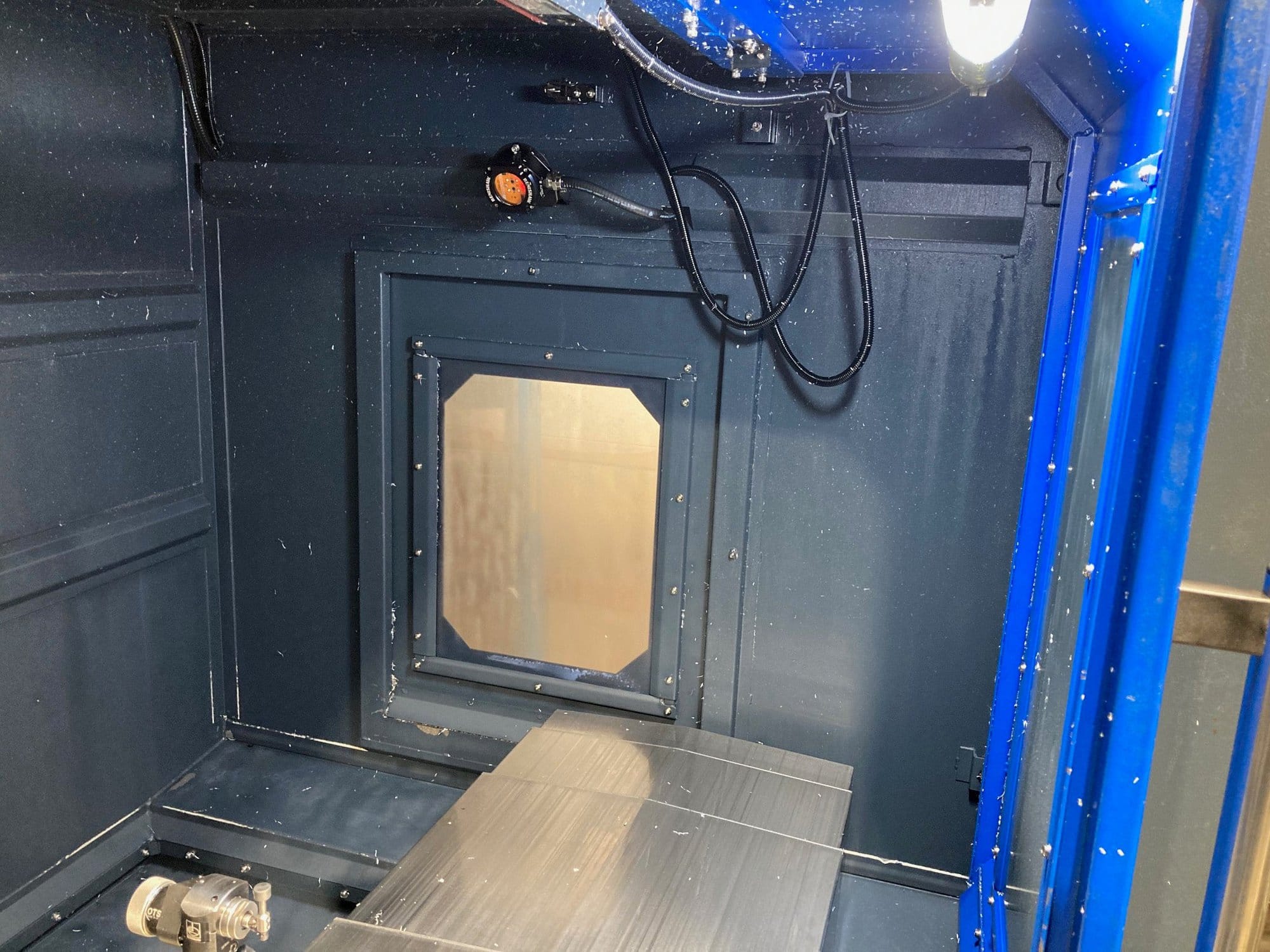 Milltronics VM5020 VMC, 2018 - Thru Spindle Coolant, Rigid Tapping, Renishaw Probing, Milltronics 9000 Control - Image 4