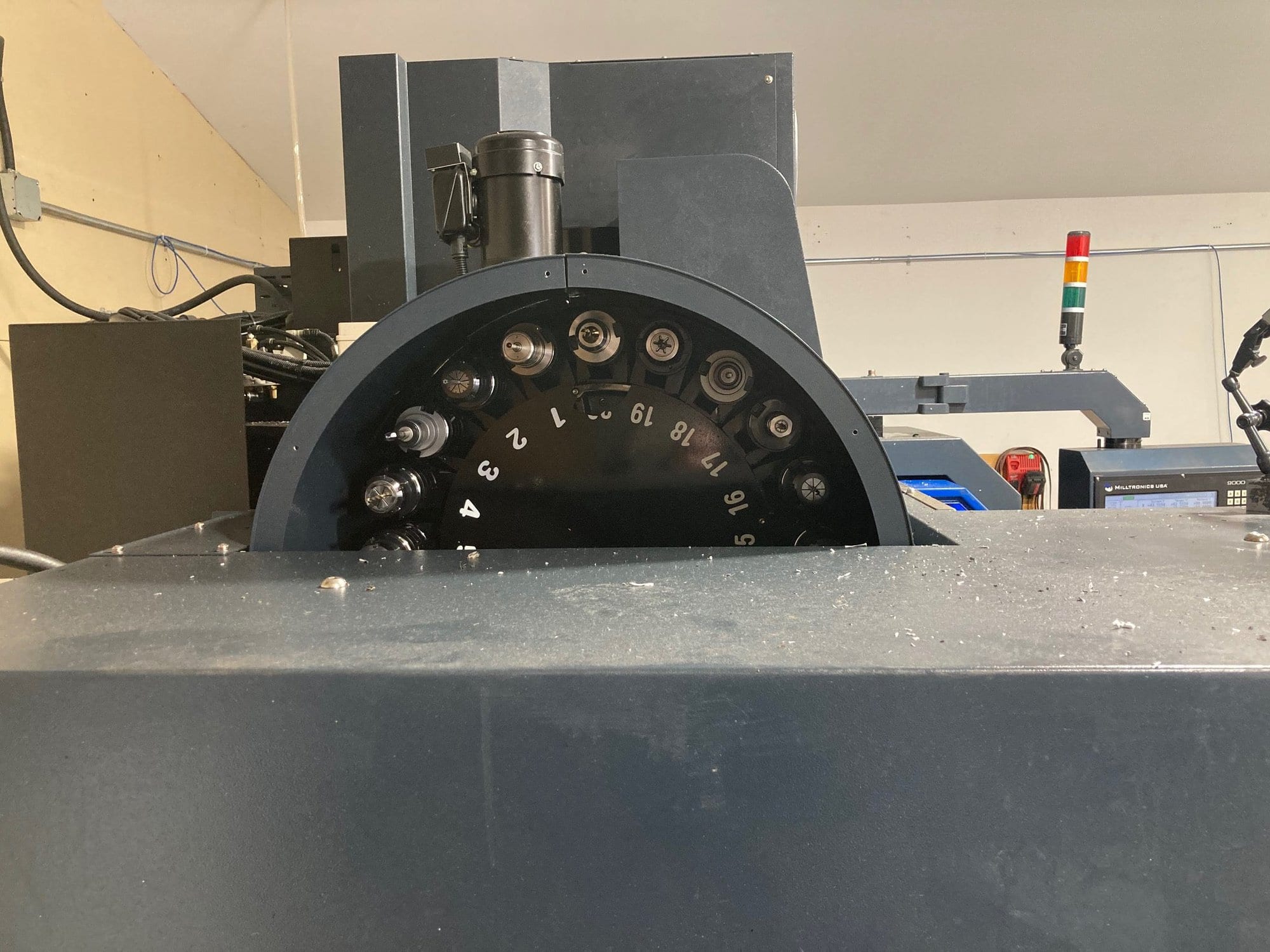 Milltronics VM5020 VMC, 2018 - Thru Spindle Coolant, Rigid Tapping, Renishaw Probing, Milltronics 9000 Control - Image 6