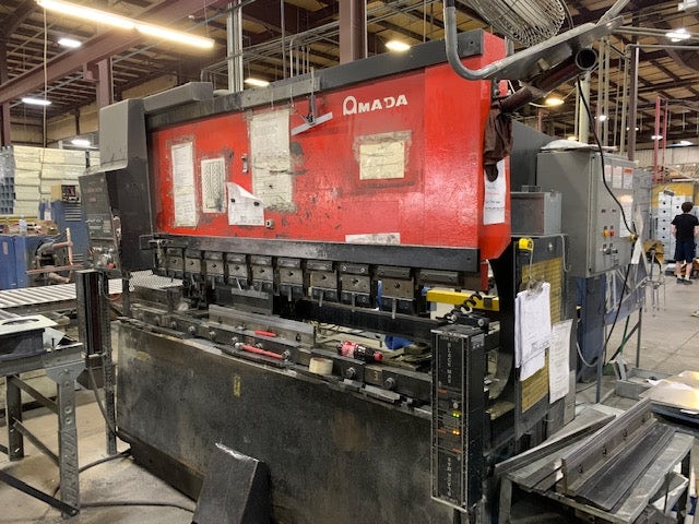 88 Ton x 8' Amada FBD8025 CNC Press Brake, 1992 - 3 Axis, Tooling Included - Image 2