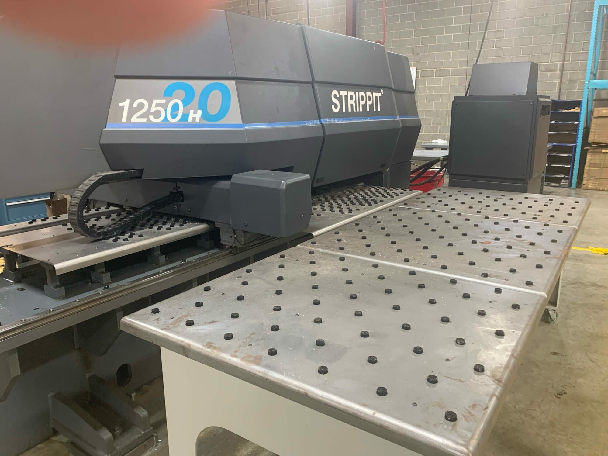 LVD Strippit 1250h/20 2.5 CNC Turret Punch, 1995 - 22.5 Ton, Thick Turret (**Rebuilt In 2014***) No Tooling Included* - Image 4