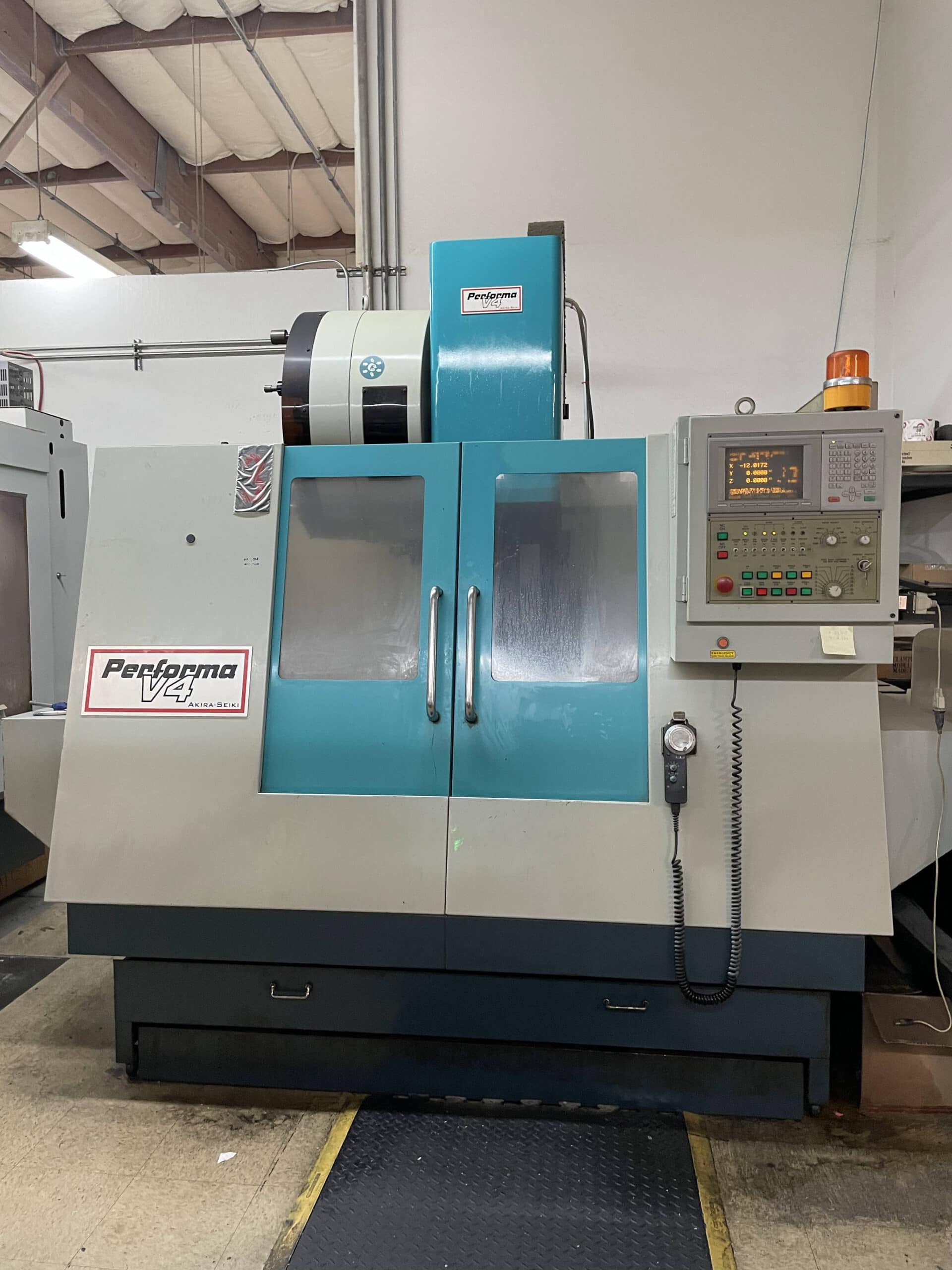 Akira-Seiki V-4A VMC, 1999 - Some Tooling Included, Mitsubishi M64 - Image 4
