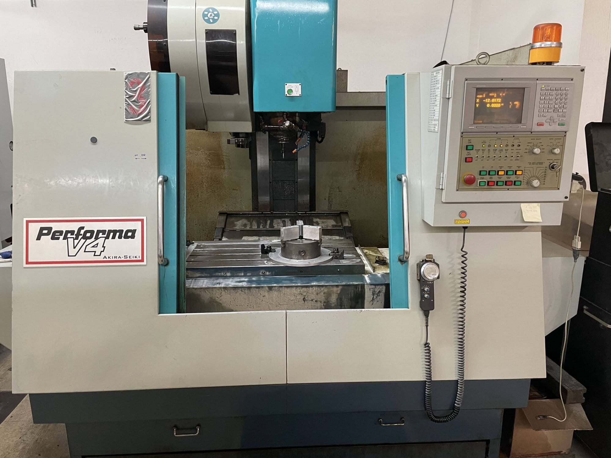 Akira-Seiki V-4A VMC, 1999 - Some Tooling Included, Mitsubishi M64 - Image 2