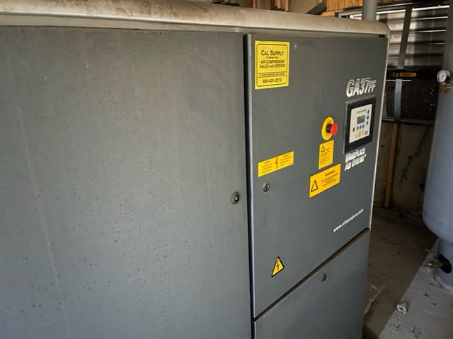 50HP Atlas Copco GA 37 FF Compressor, 2003 - With 200 Gallon Receiver Tank