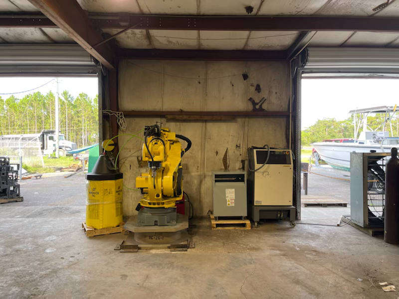 Fanuc R2000iA 200f Robot, 2003- 6 axes, Lincoln Electric Power Wave, Transformer - Image 4