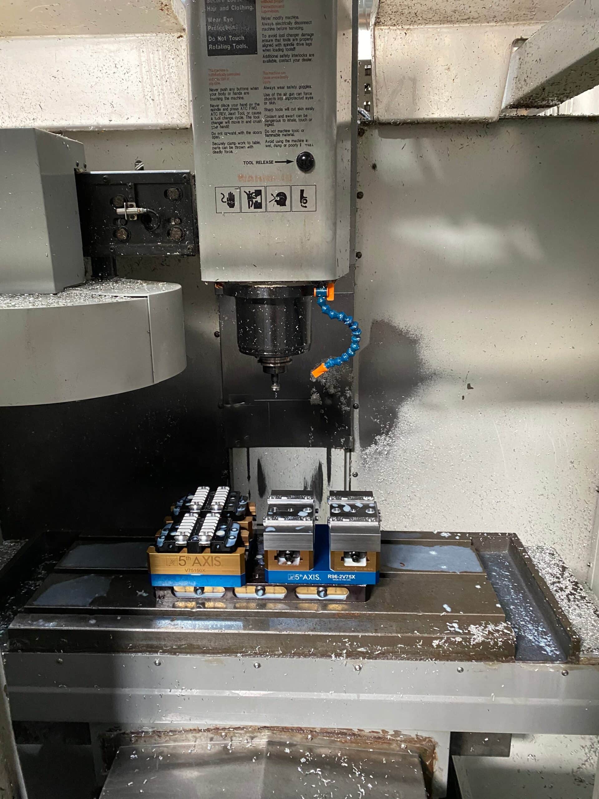 Haas Super Mini Mill VMC, 2004 - Chip Auger, 10,000 RPM - Image 3