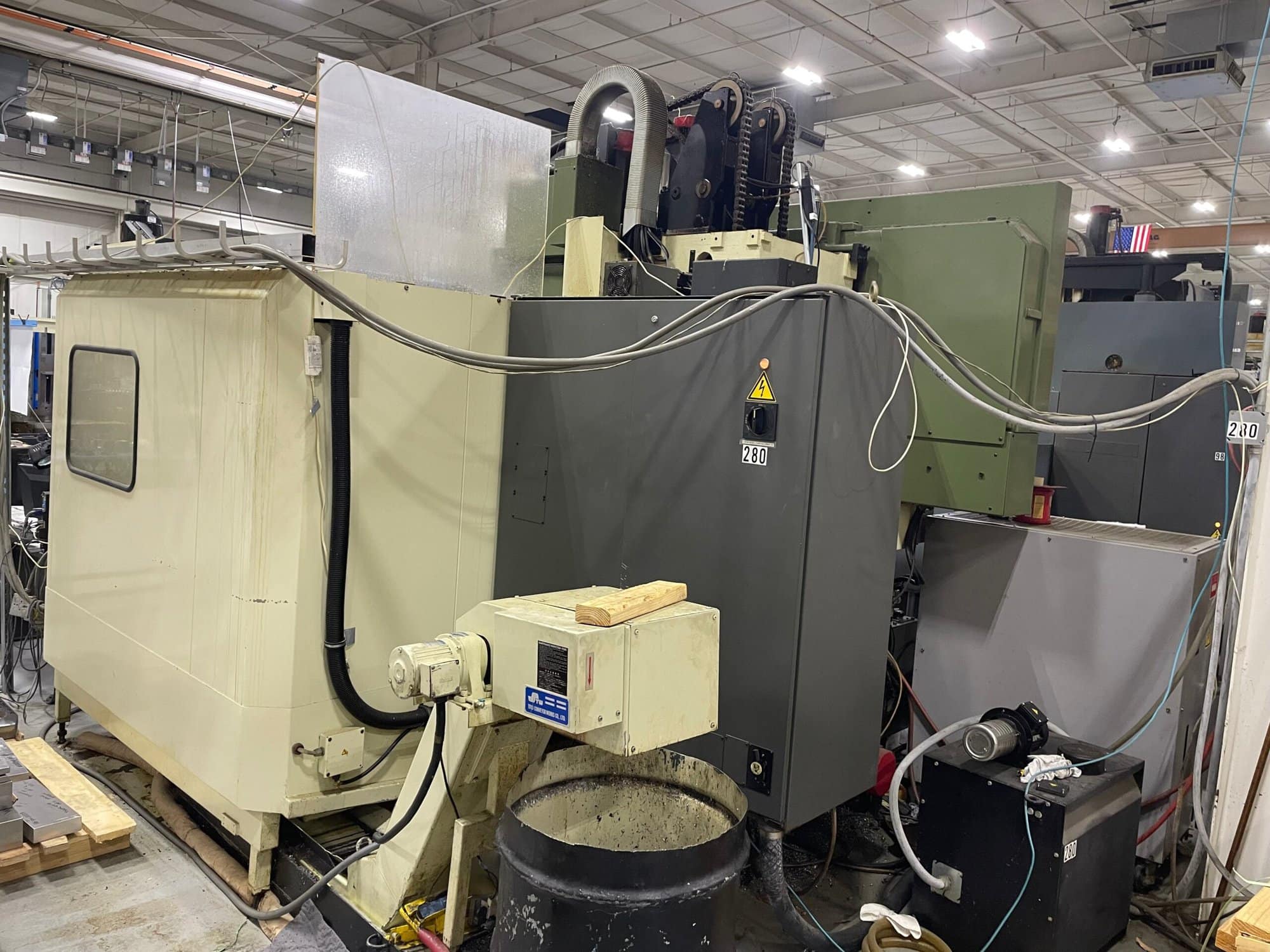 Makino GF6 Vertical Machining Center 2000 - Pro 3 Control - Image 8