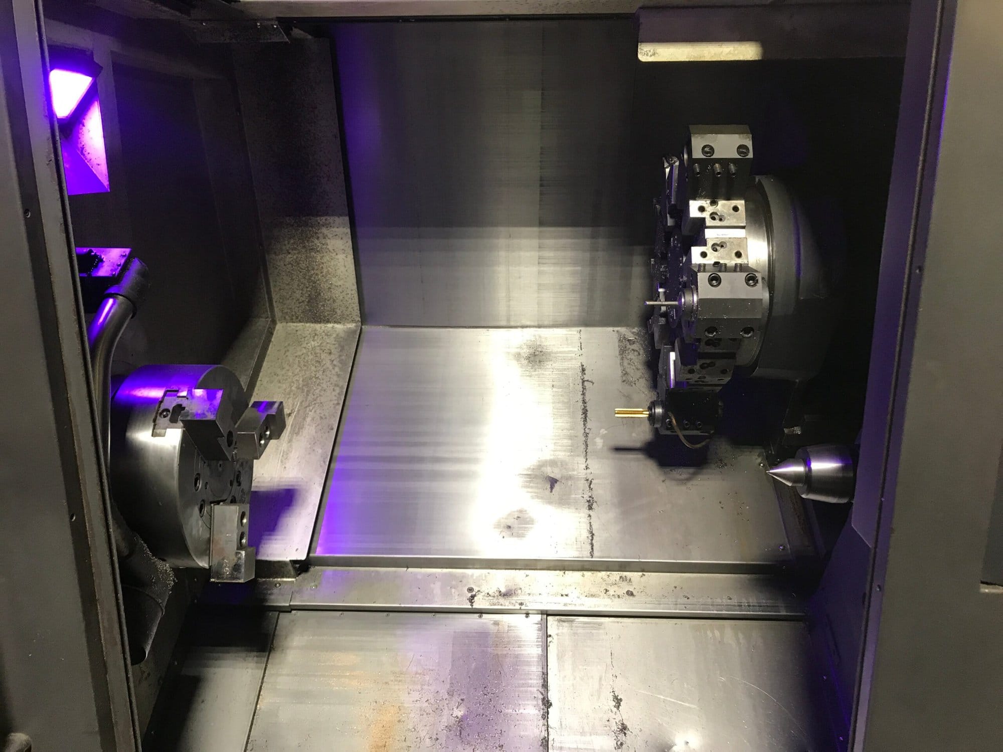 Doosan Puma 2600 CNC Lathe, 2013 - Tailstock, Chip Conveyor, Tool Setter - Image 12