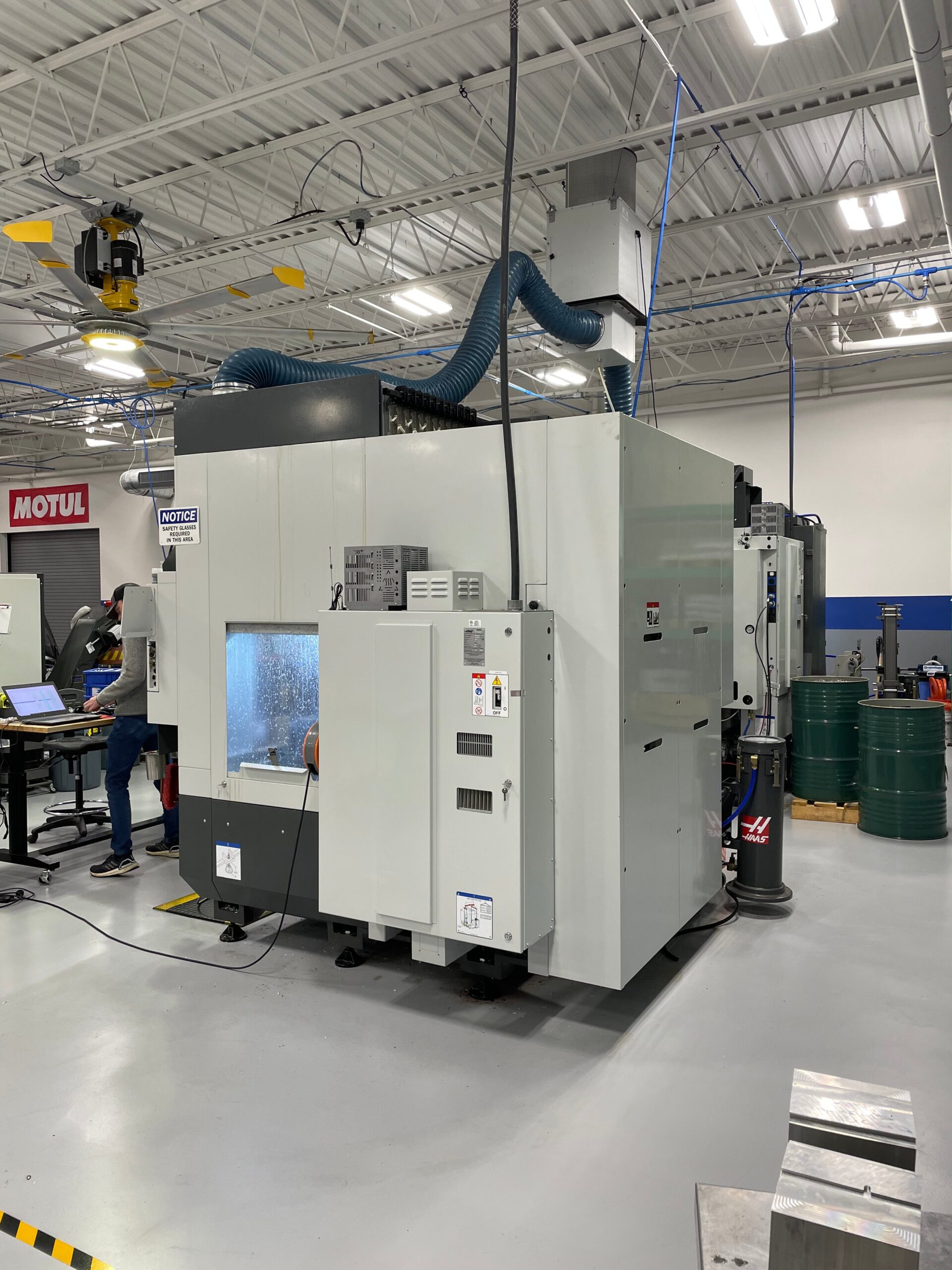 Haas UMC 500SS VMC, 2019 - TSC, WIPS, Hi Speed Mach, Low Hours - Image 3
