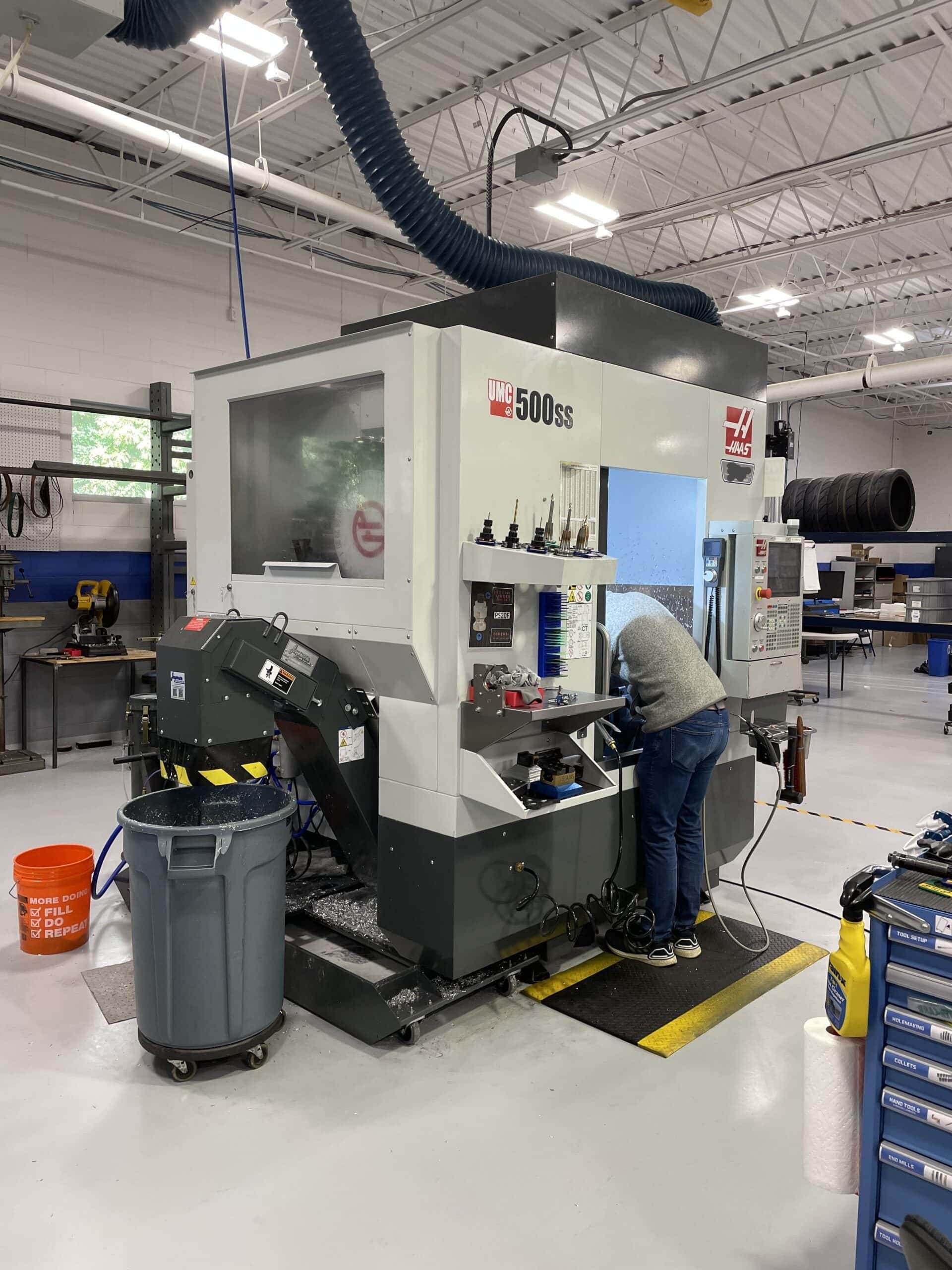 Haas UMC 500SS VMC, 2019 - TSC, WIPS, Hi Speed Mach, Low Hours - Image 4