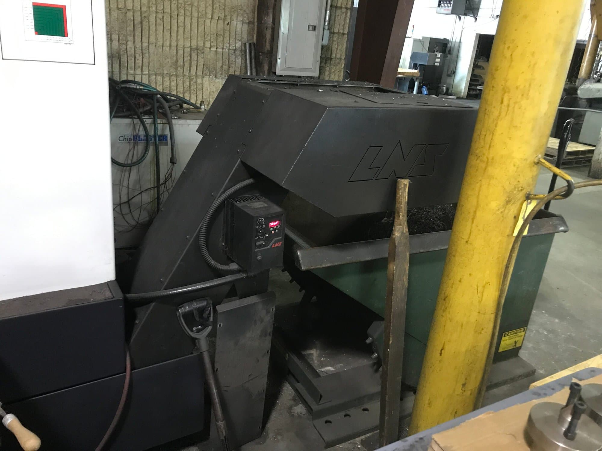 Doosan Puma 2600 CNC Lathe, 2011 - Tailstock, Chip Conveyor - Image 15