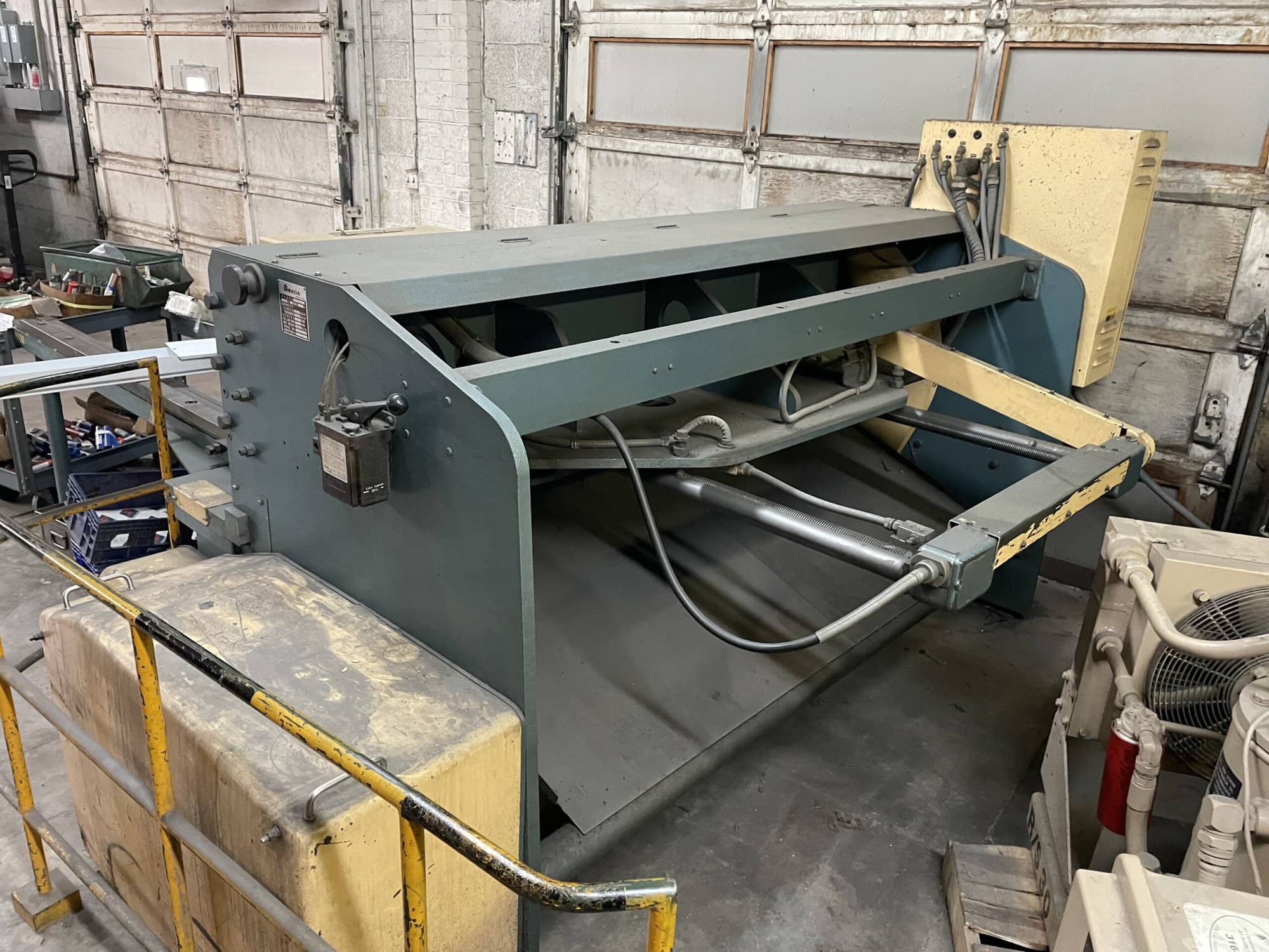 3/16" X 6' Amada M-2045 Shear, 1981 - 60 SPM, Powered Back Gauge - Image 8