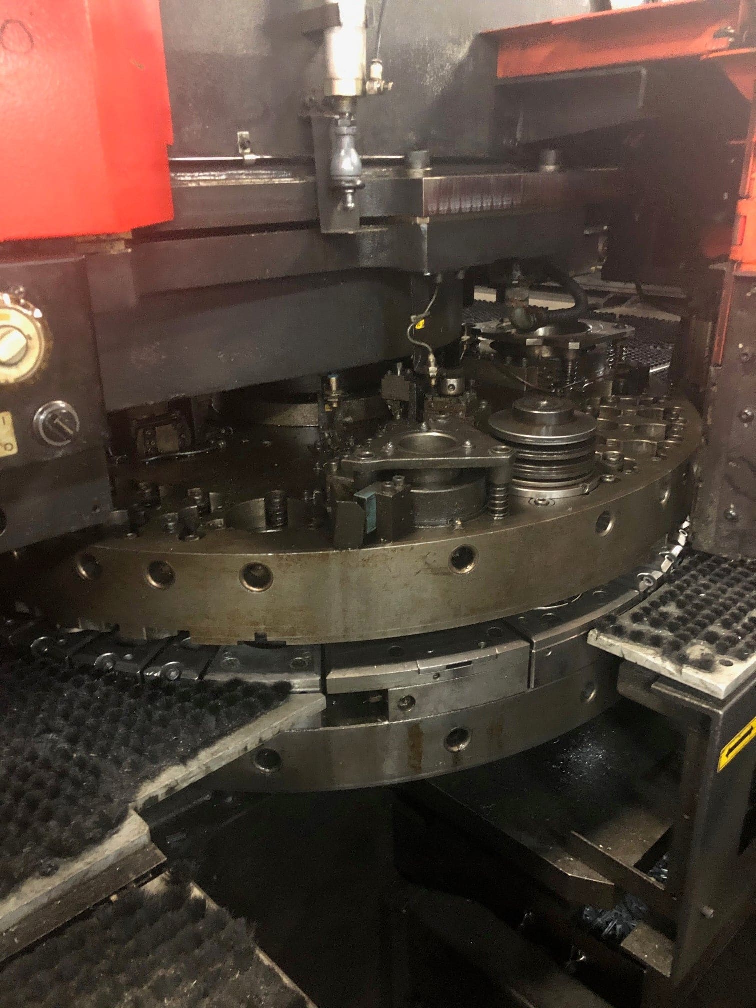 33 Ton Amada Vipros 358 King II CNC Turret Punch, 2000- Fanuc 18-P Control - Image 4