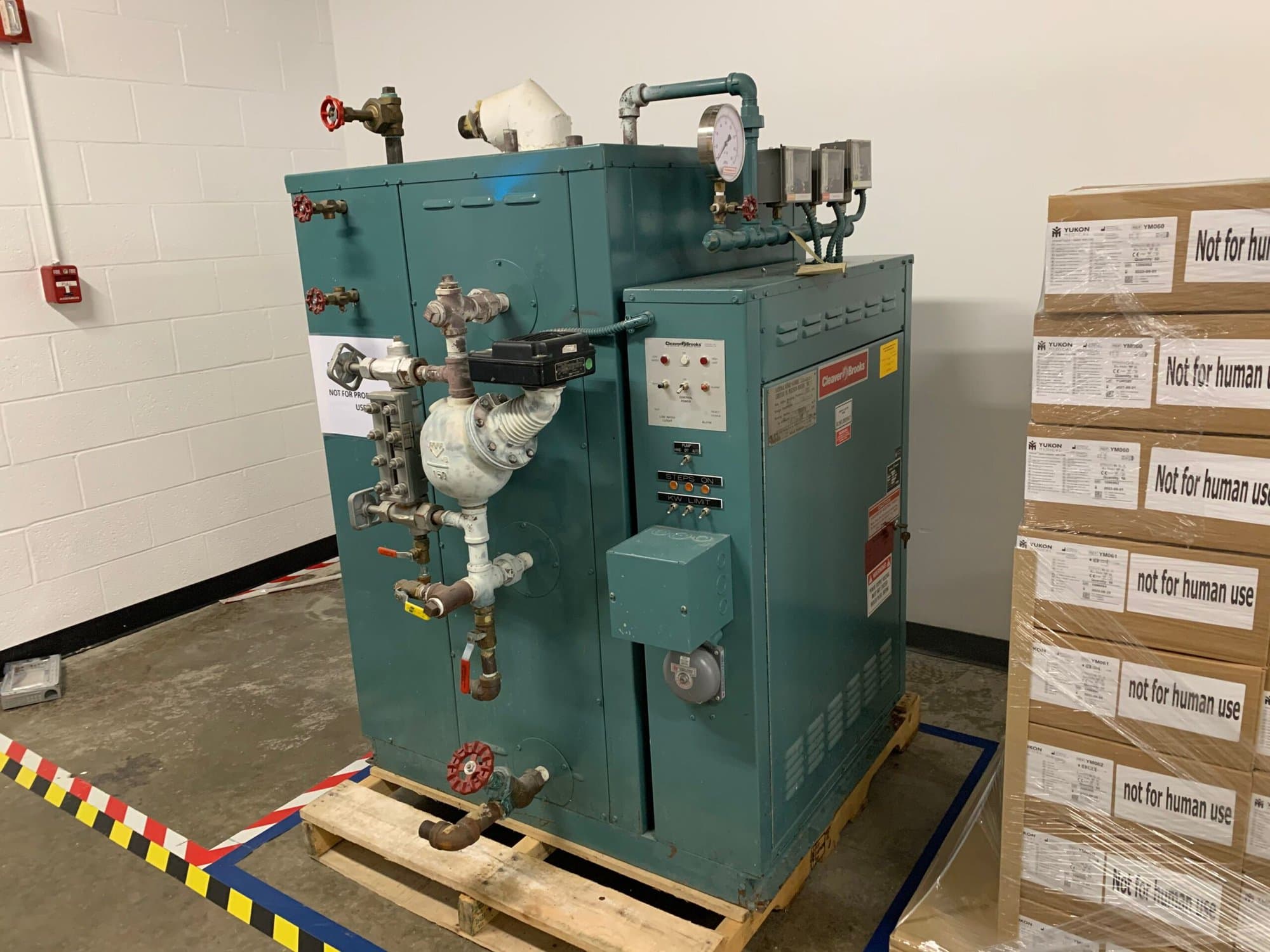 Cleaver Brooks Packaged Steam Boiler Model CR-162-100-100ST-480, MFG 2004 100KW