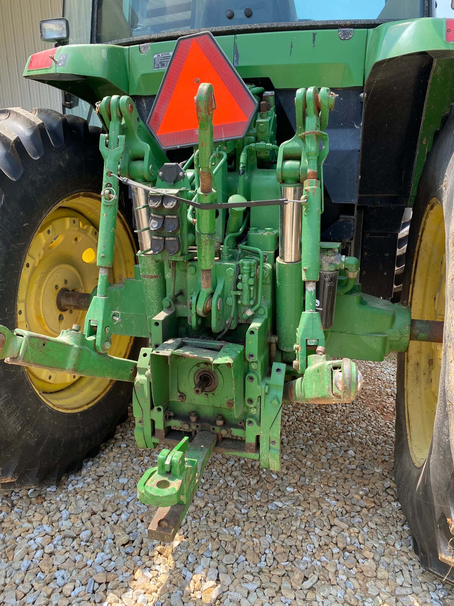 John Deere 7810, 1999, 3300 Hours - Image 3